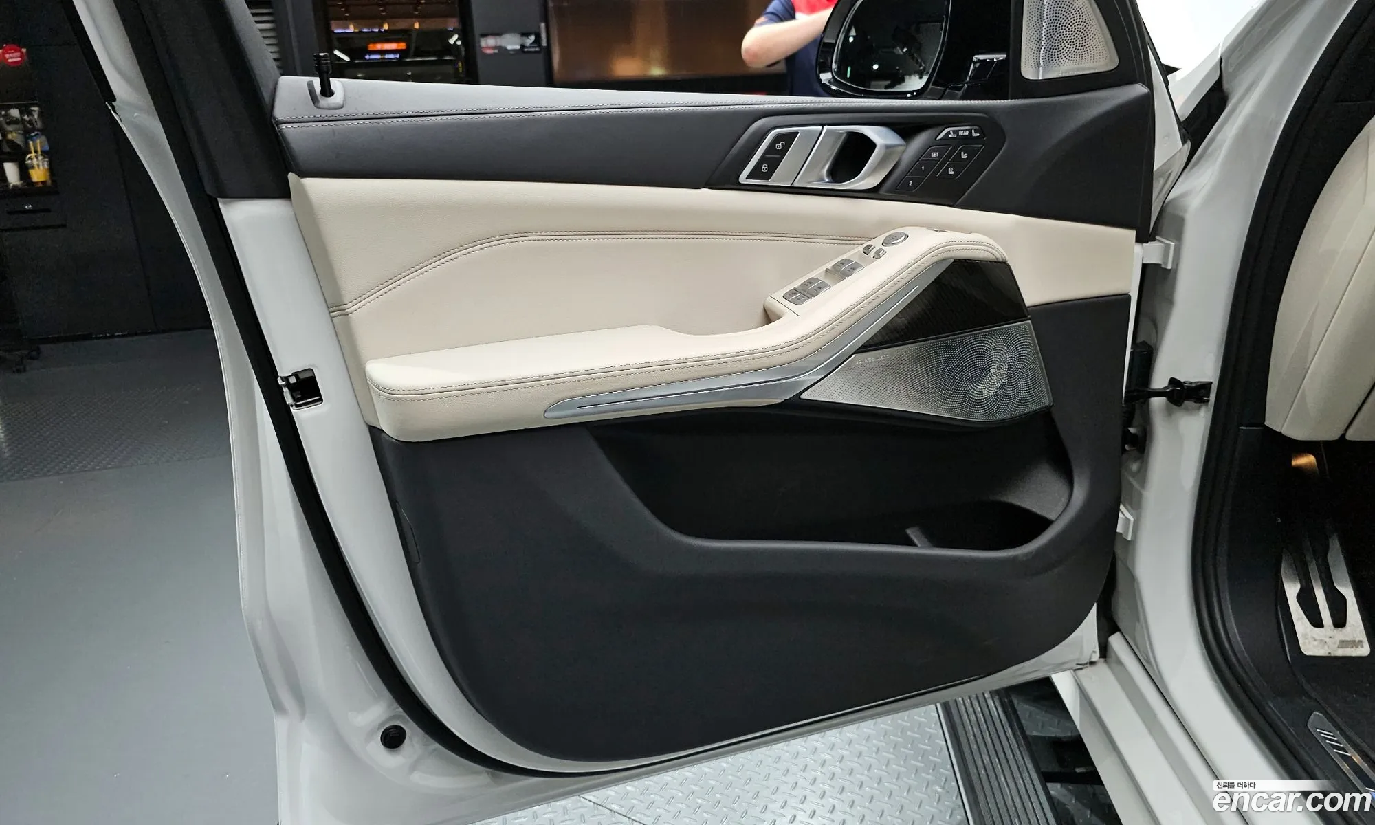 BMW X7 2023 — 3