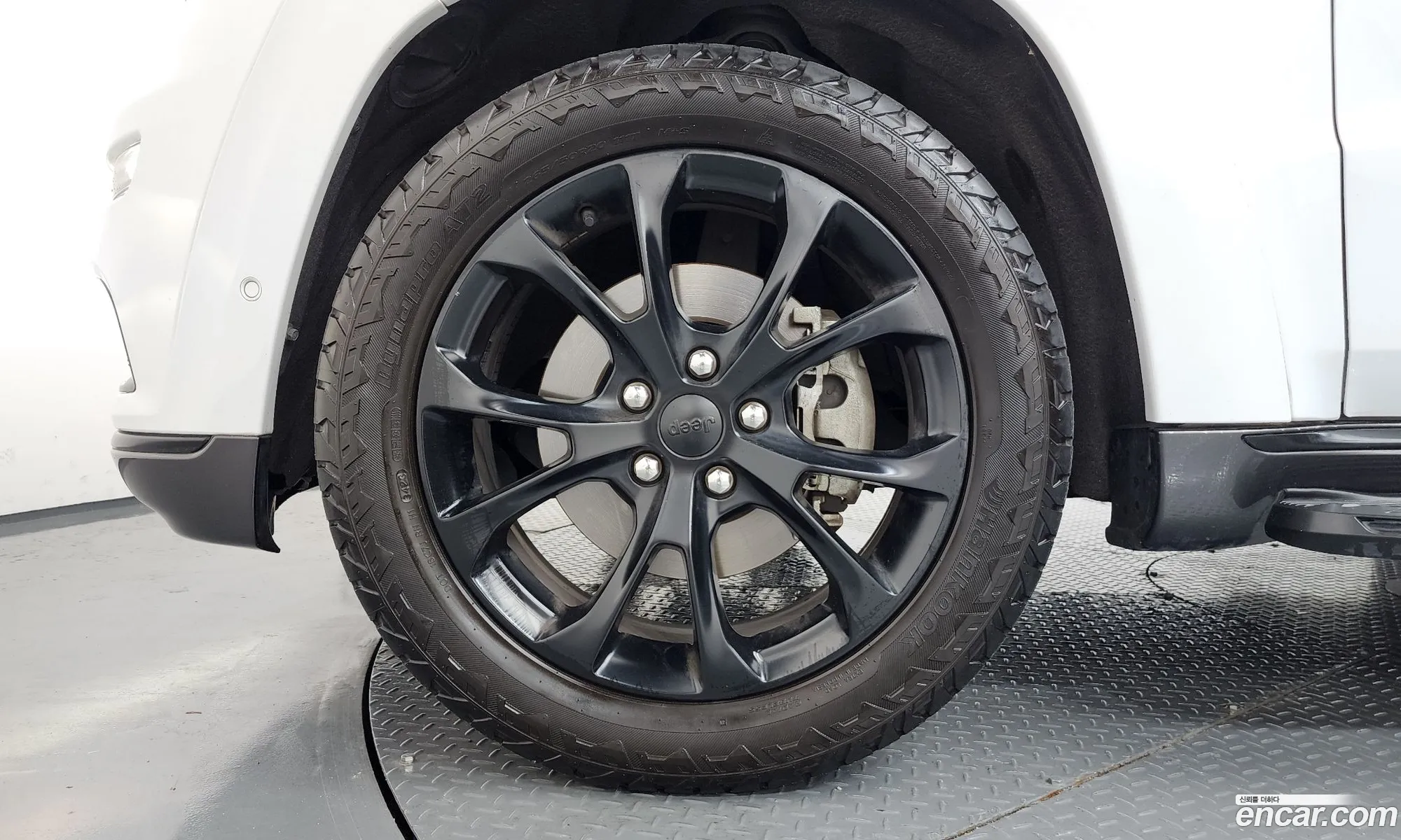Jeep Grand Cherokee 2021 — 14