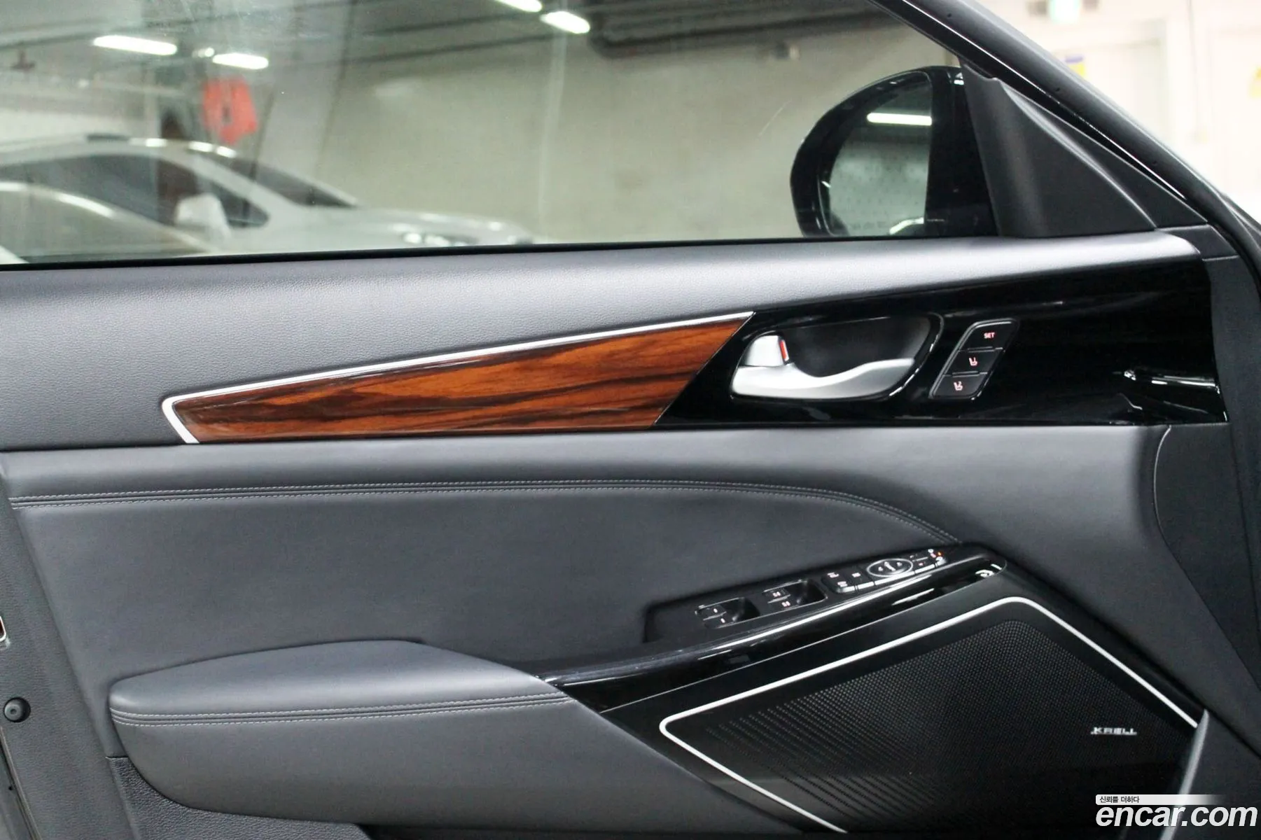 Kia K7 2016 — 2