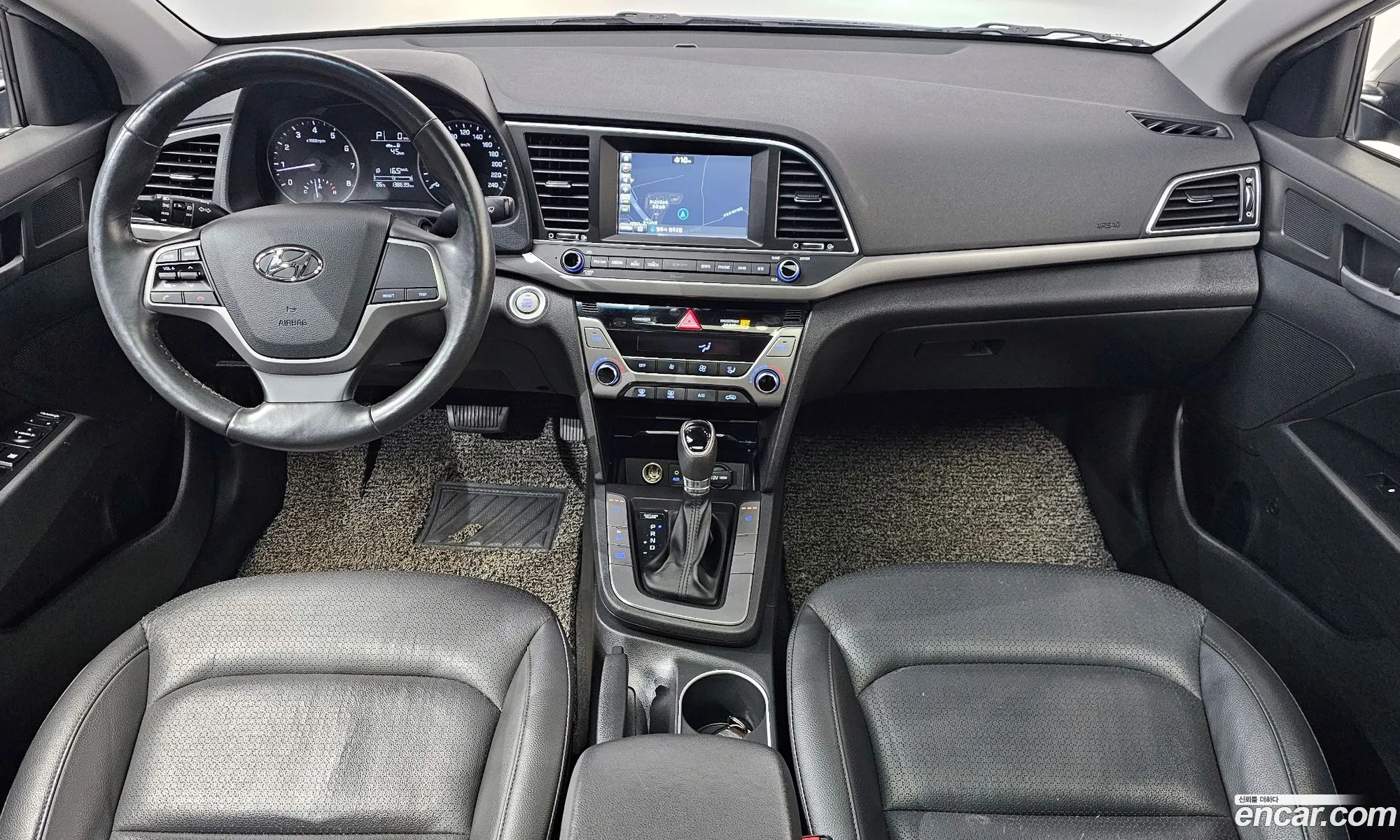 Hyundai Elantra AD 2016 — 2