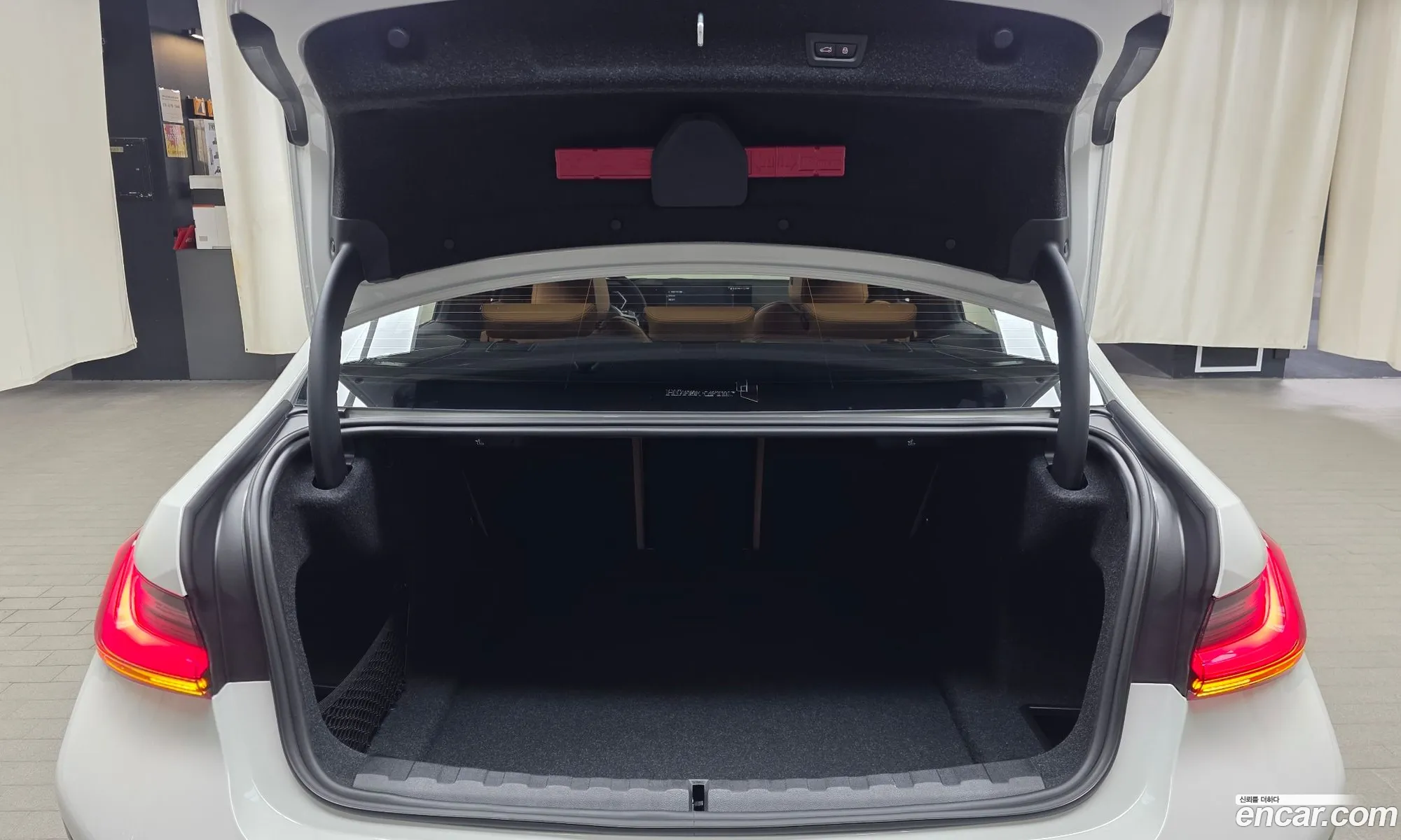 BMW 3 Series 2026 — 17