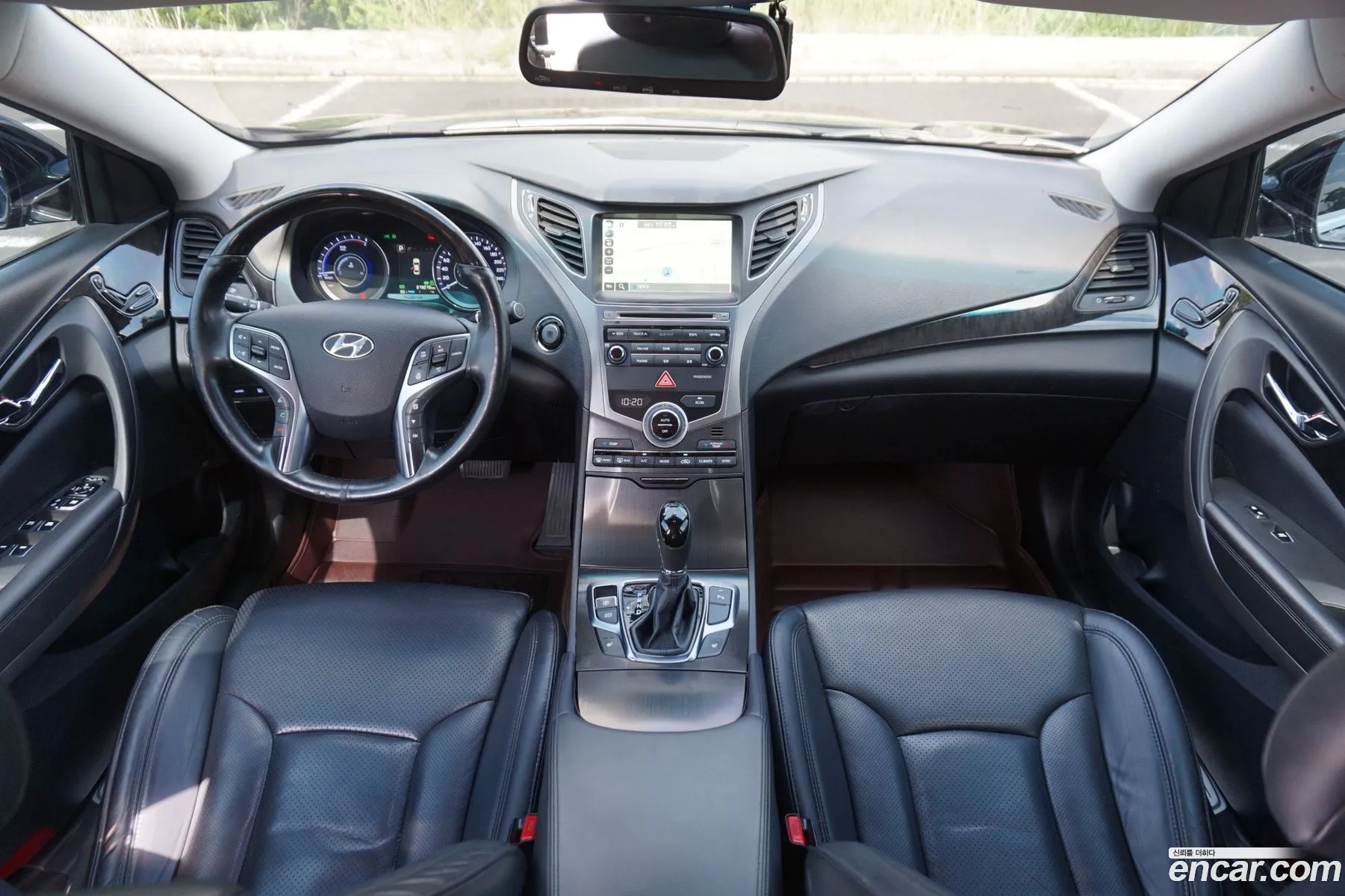 Hyundai Grandeur HG Hybrid 2016 — 3