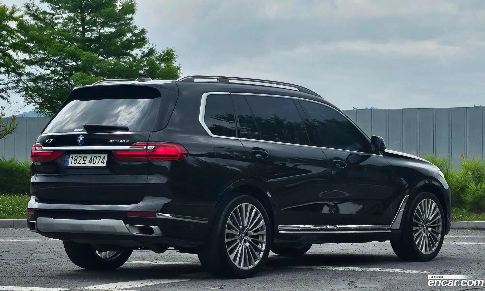 BMW X7 2021 — 20