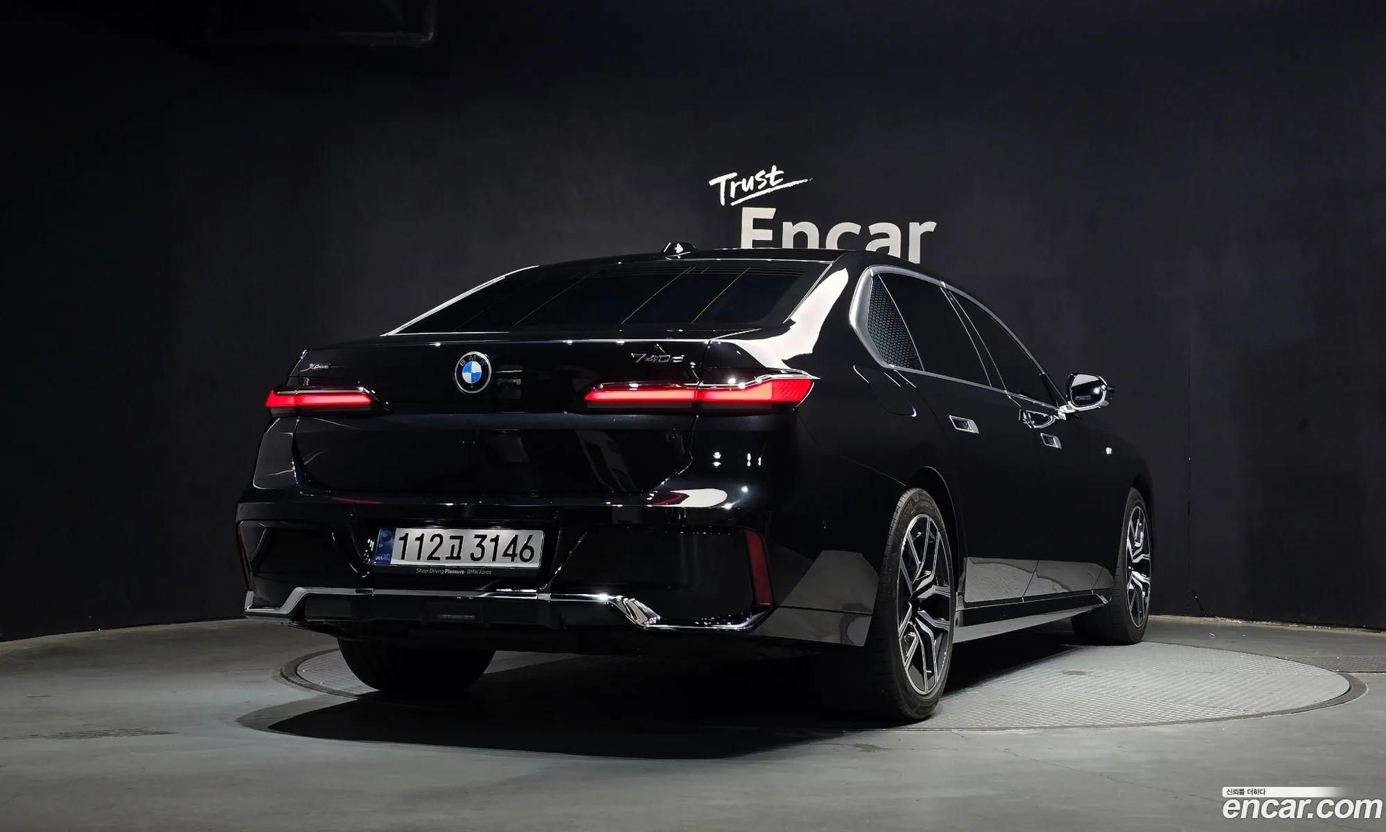 BMW 7 Series 2024 WBA21EJ01RCR24151 — 21