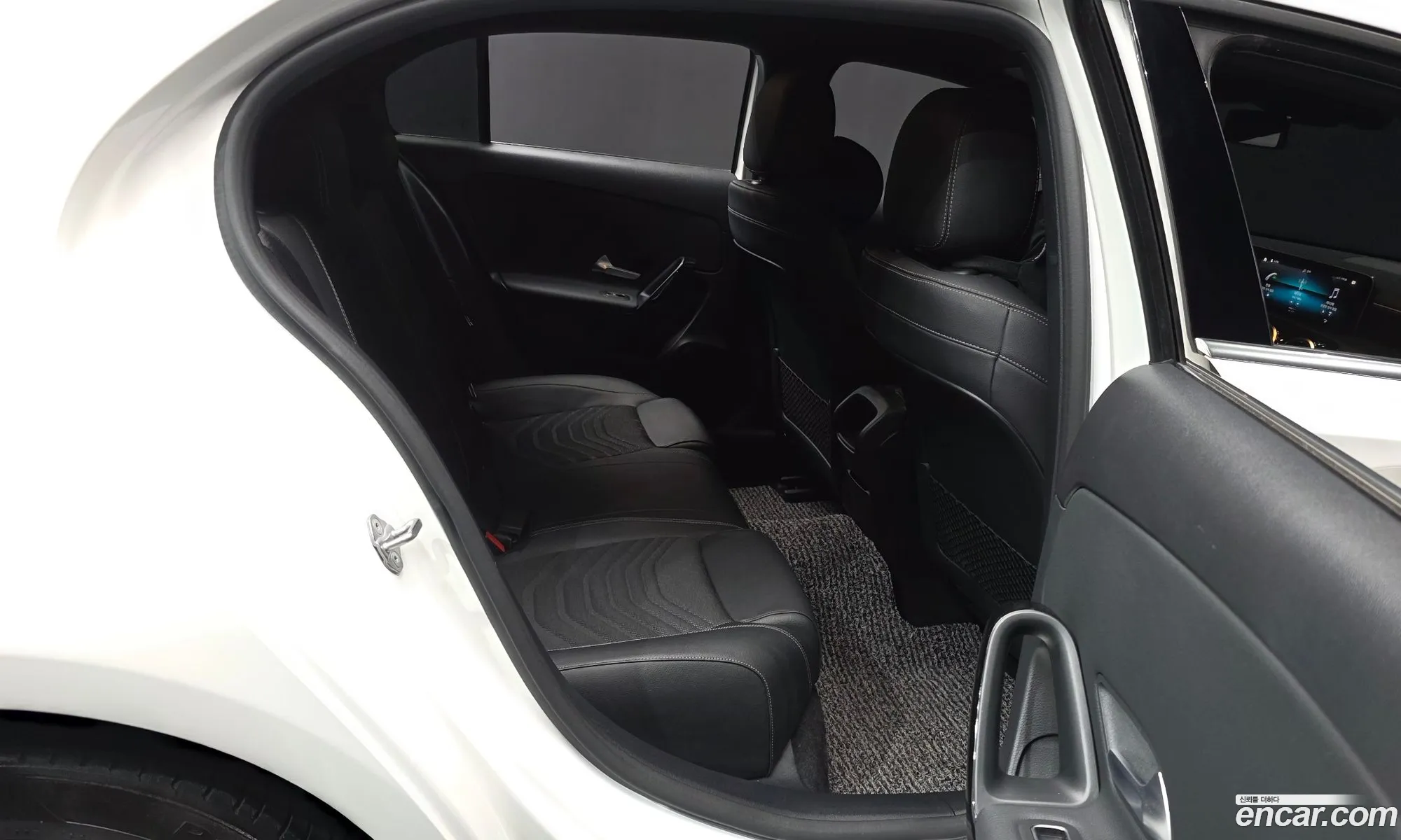 Mercedes-Benz A-Class W177 2019 — 9