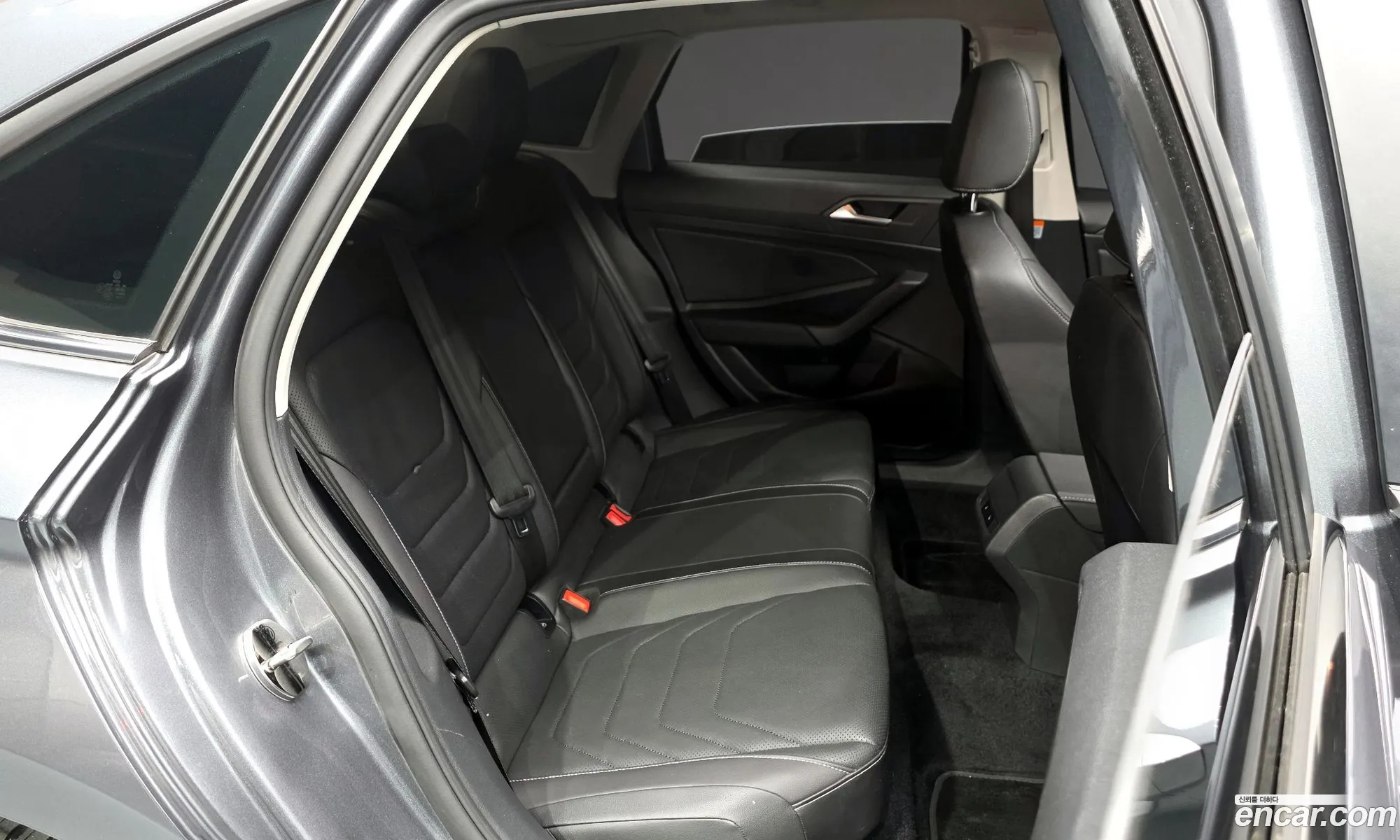Volkswagen Jetta 7th Gen 2021 — 7