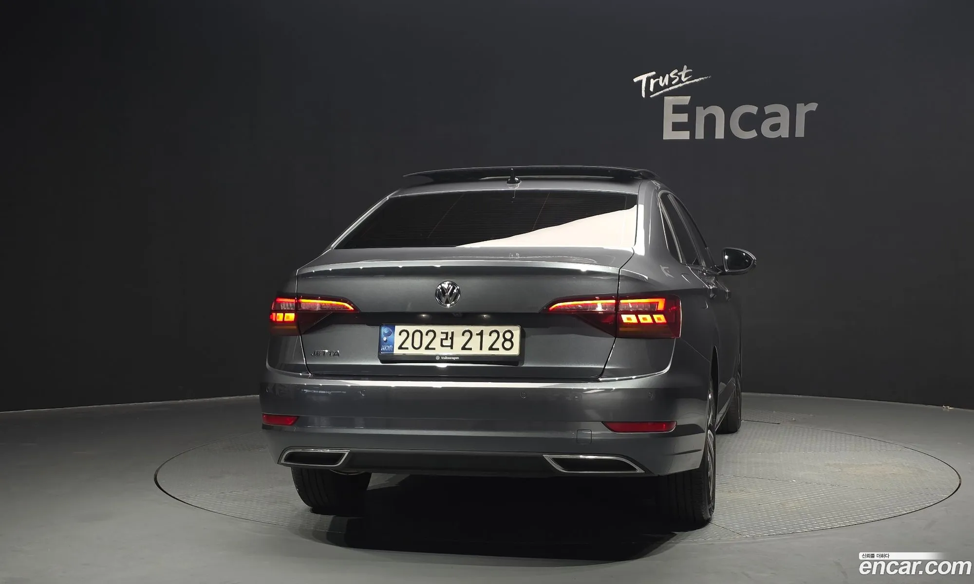 Volkswagen Jetta 7th Gen 2021 — 4