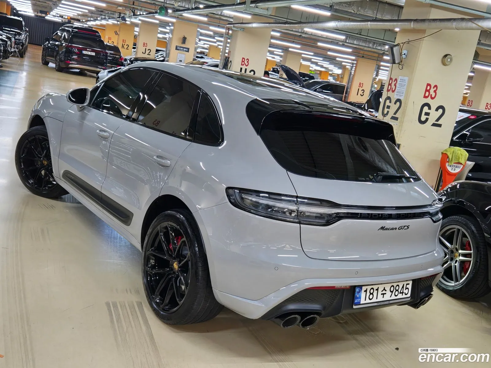 Porsche Macan 2022 — 15