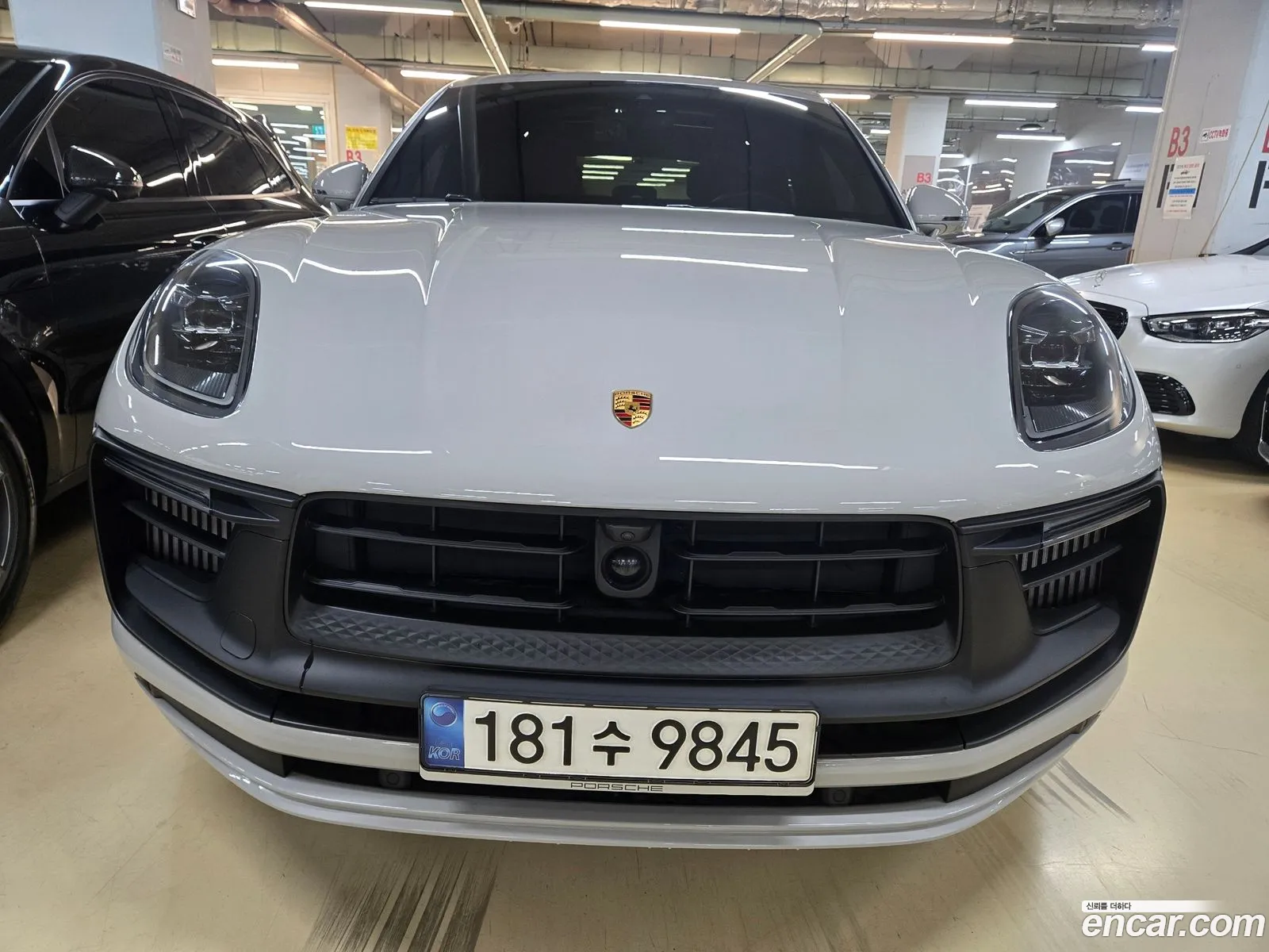 Porsche Macan 2022 — 18