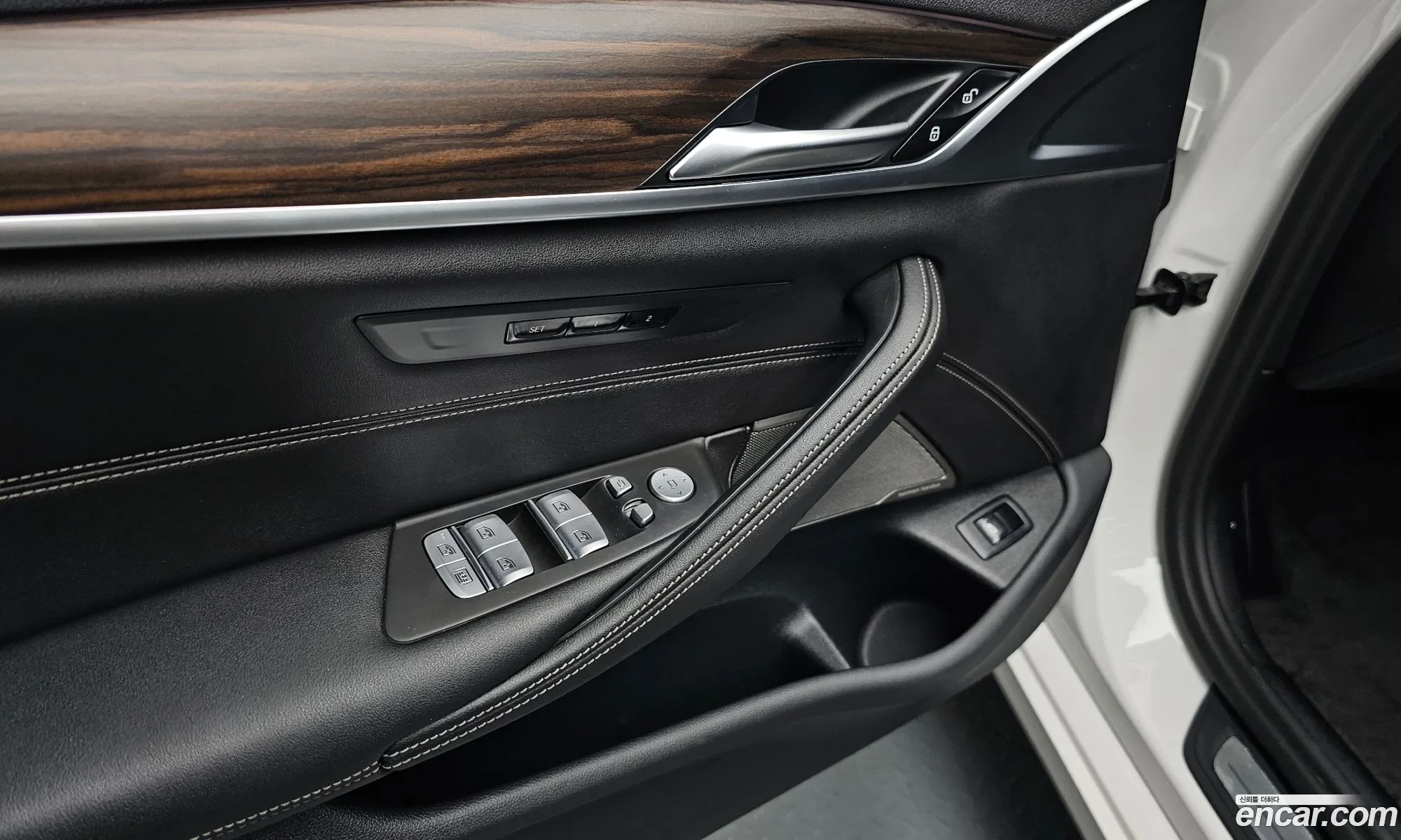 BMW 5 Series 2023 — 30