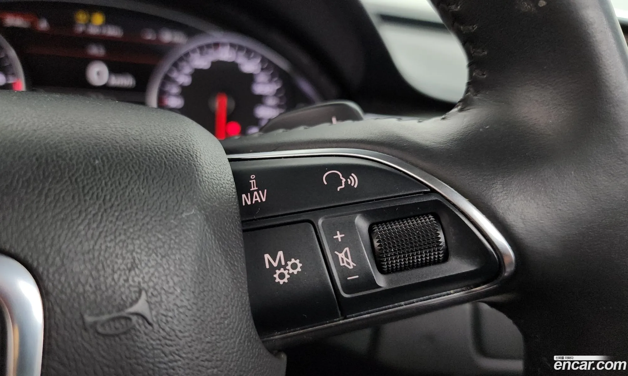 Audi A8 2013 WAUZZZ4HXDN017668 — 11
