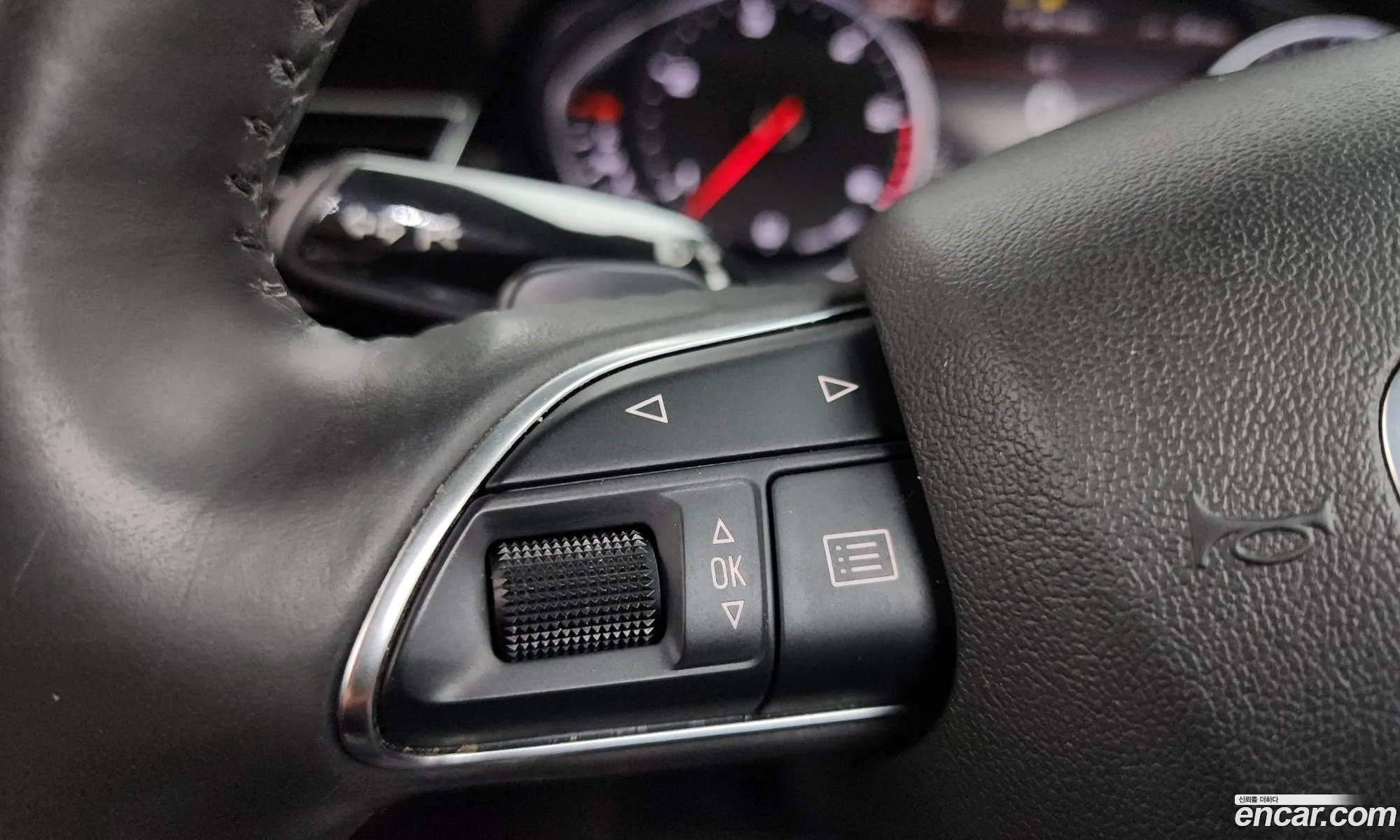 Audi A8 2013 WAUZZZ4HXDN017668 — 3