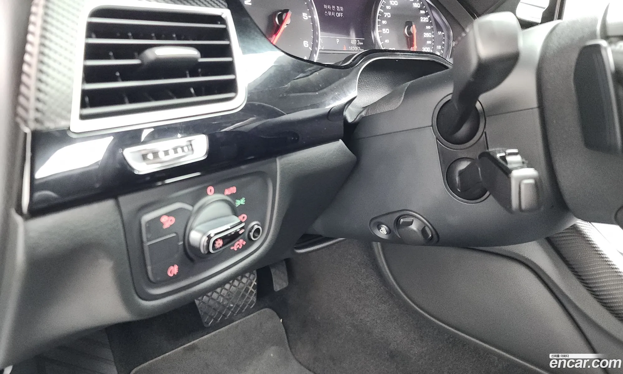 Audi A8 2013 WAUZZZ4HXDN017668 — 2