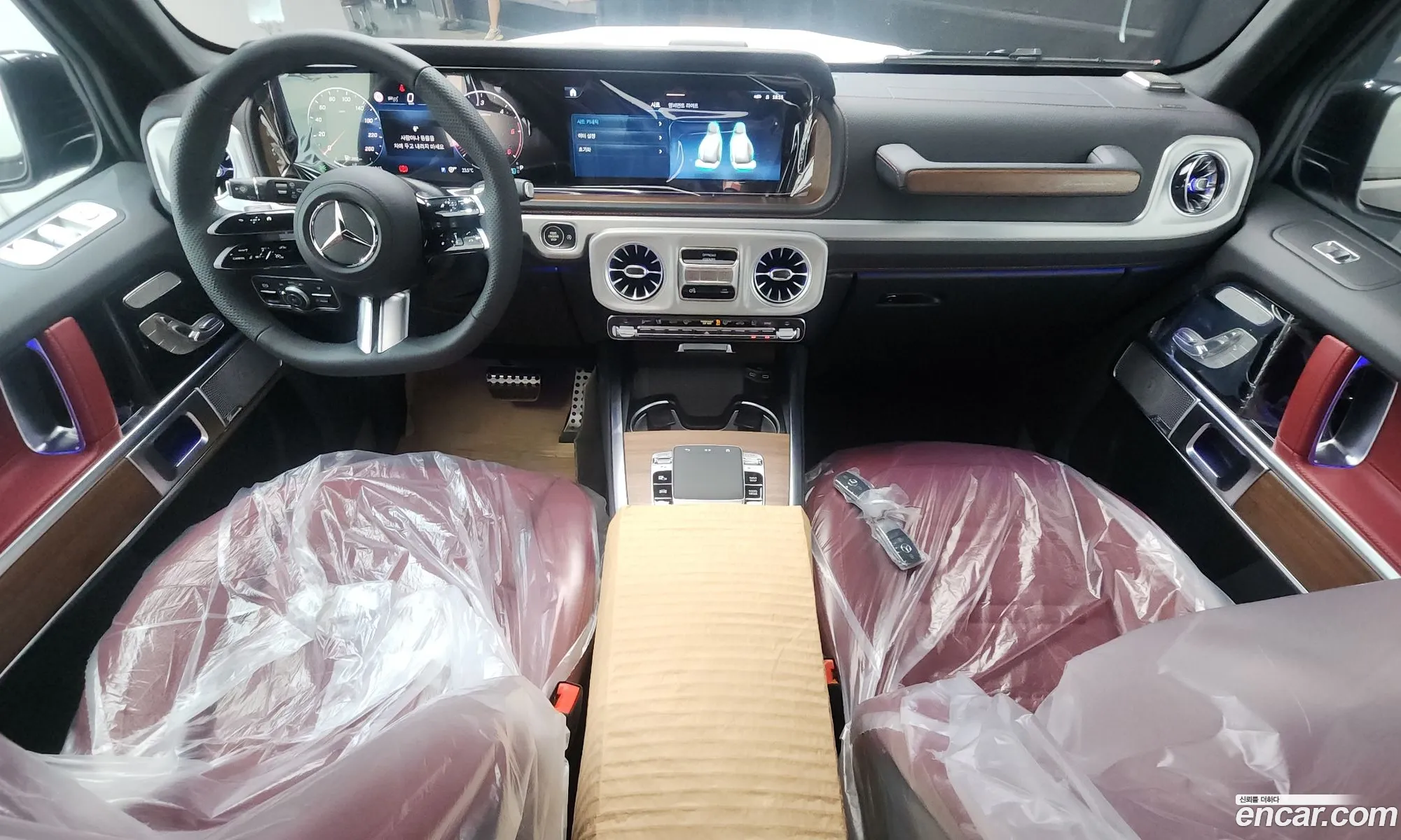 Mercedes-Benz G-Class W465 2026 — 16