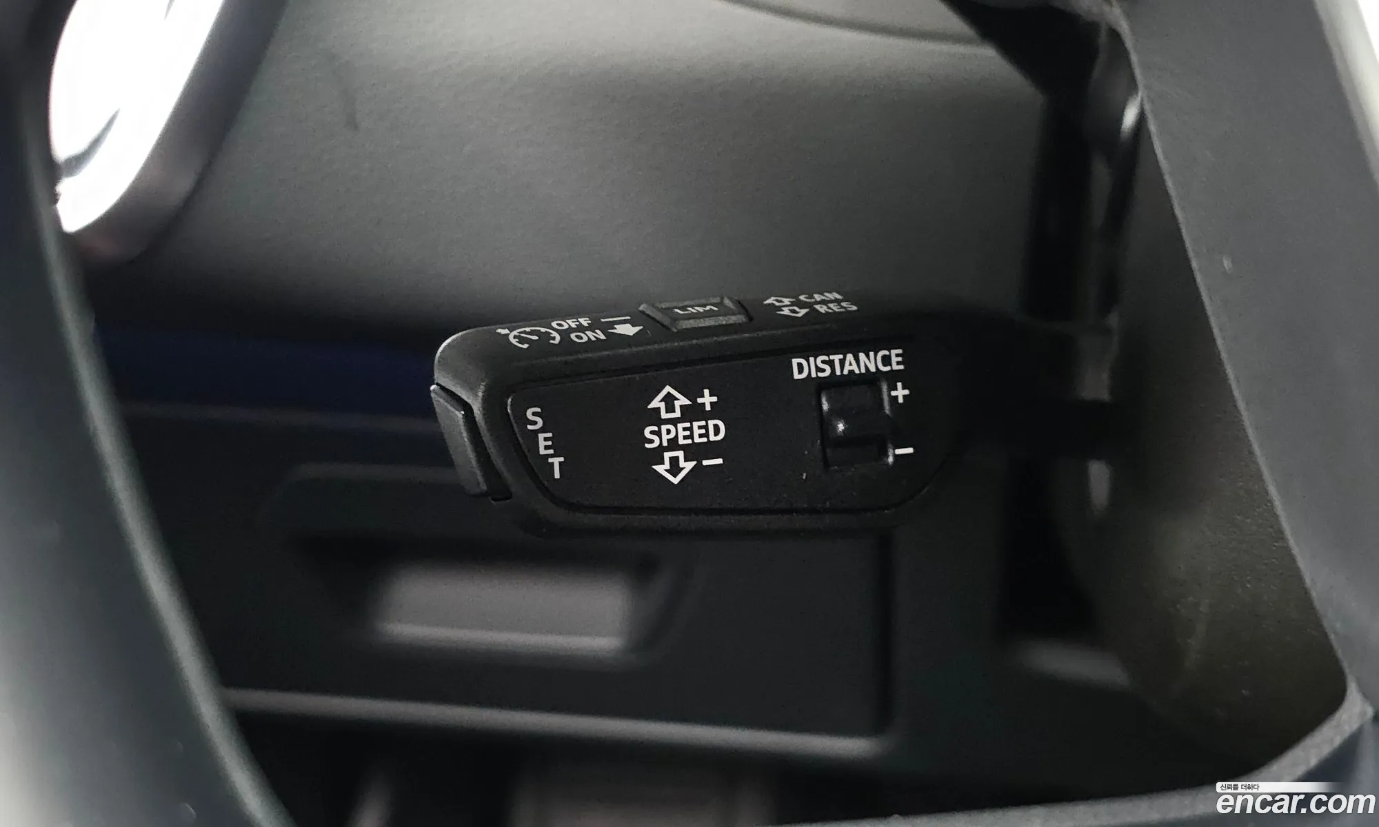 Audi A6 2023 WAUZZZF23PN044949 — 9
