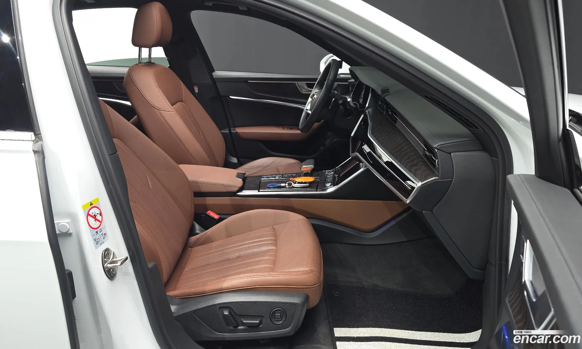 Audi A6 2023 WAUZZZF23PN044949 — 30