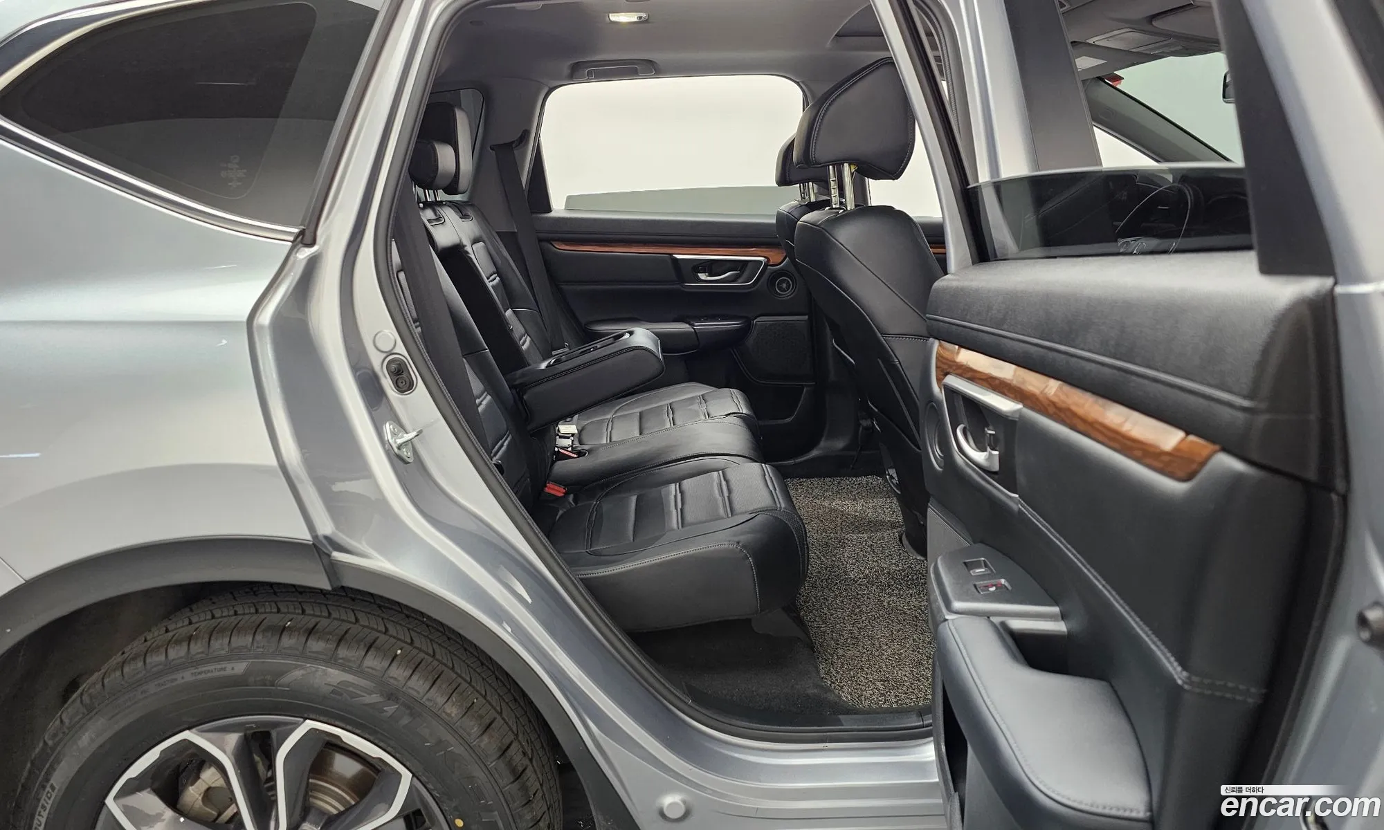Honda CR-V 2021 5J6RW1870ML520079 — 3