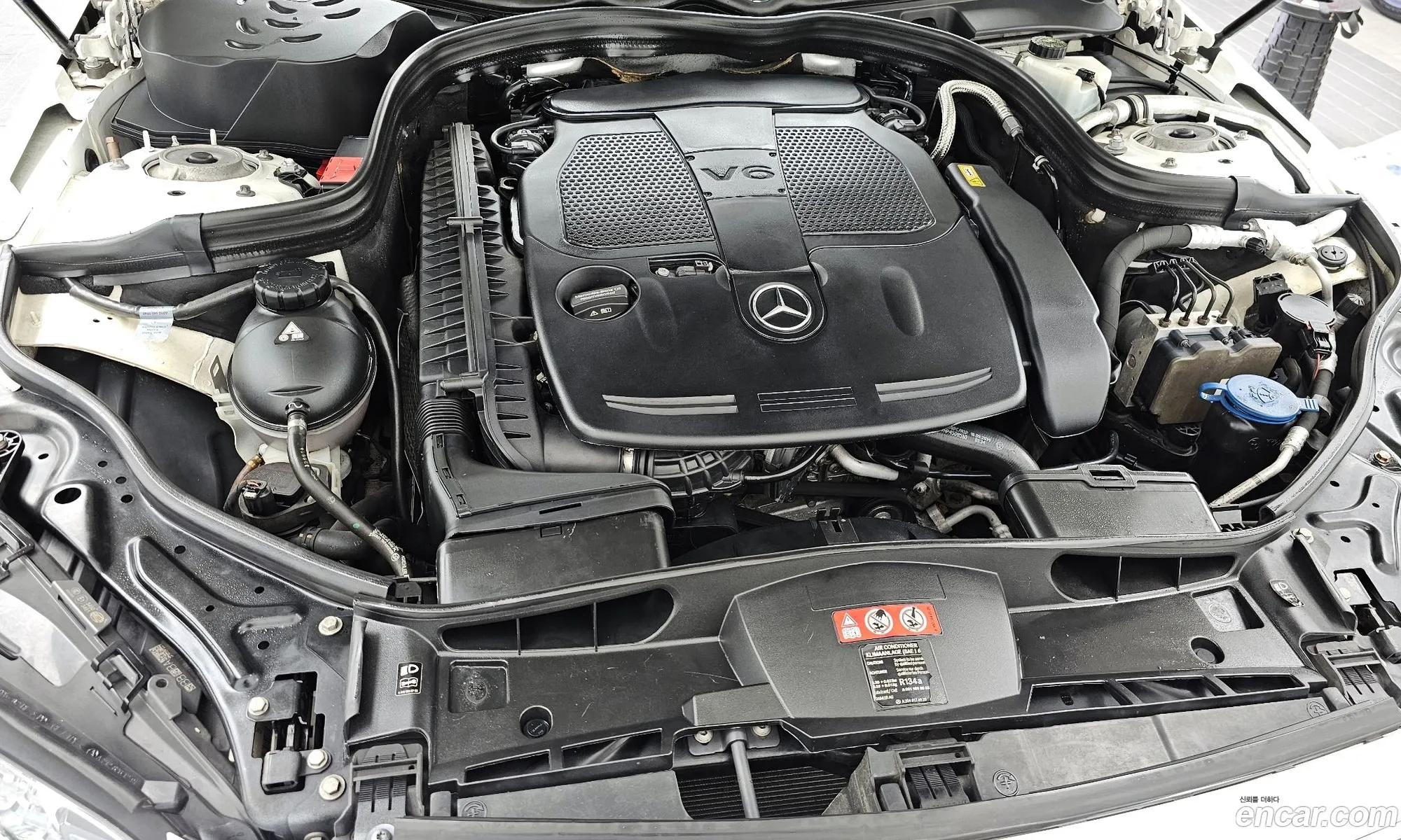 Mercedes-Benz E-Class W212 2015 — 17