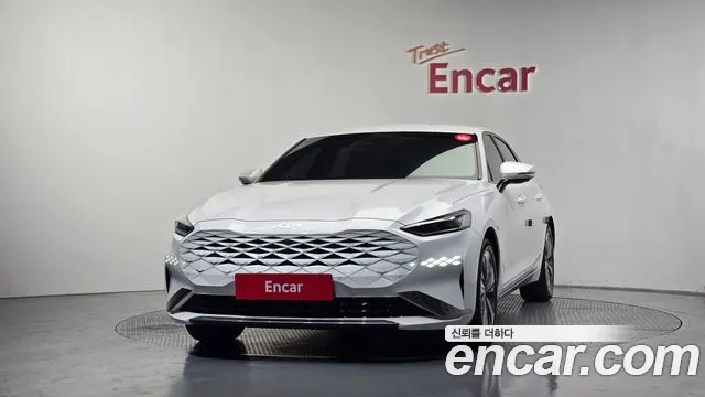 Kia K8 Hybrid 2023 — 2