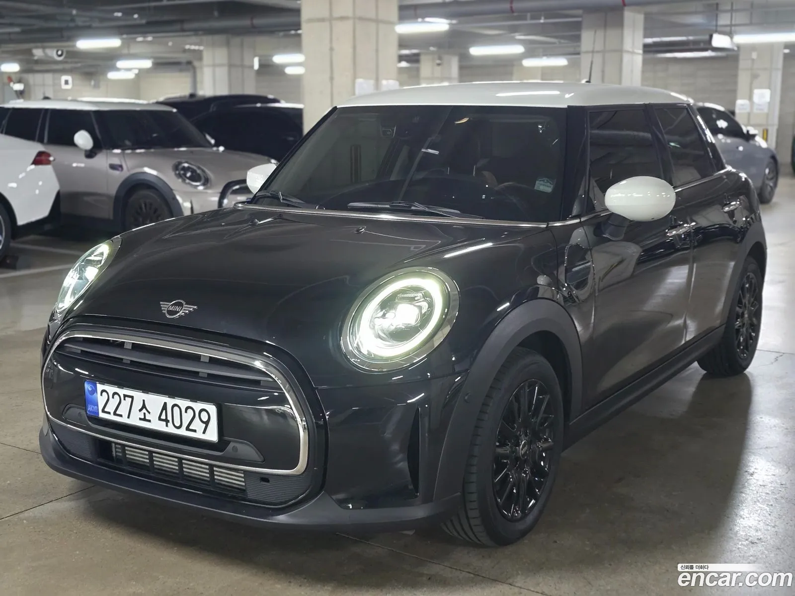 Mini Cooper 2024 — 18