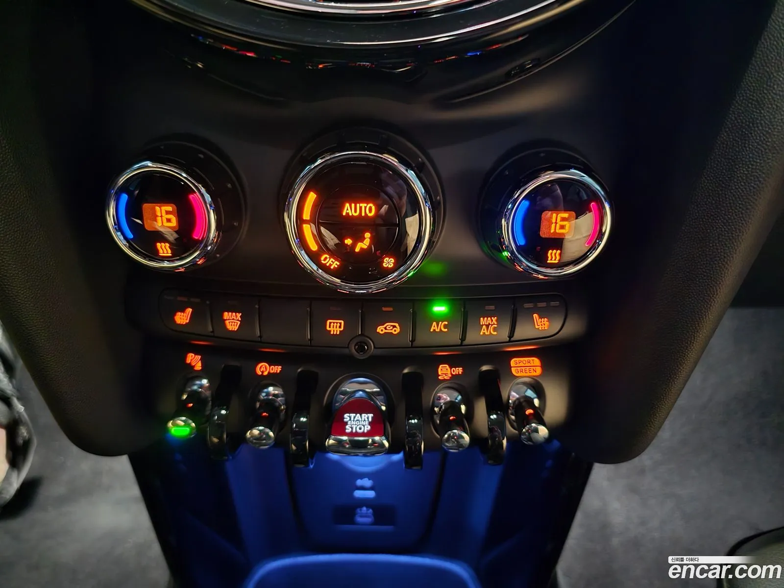 Mini Cooper 2024 — 6