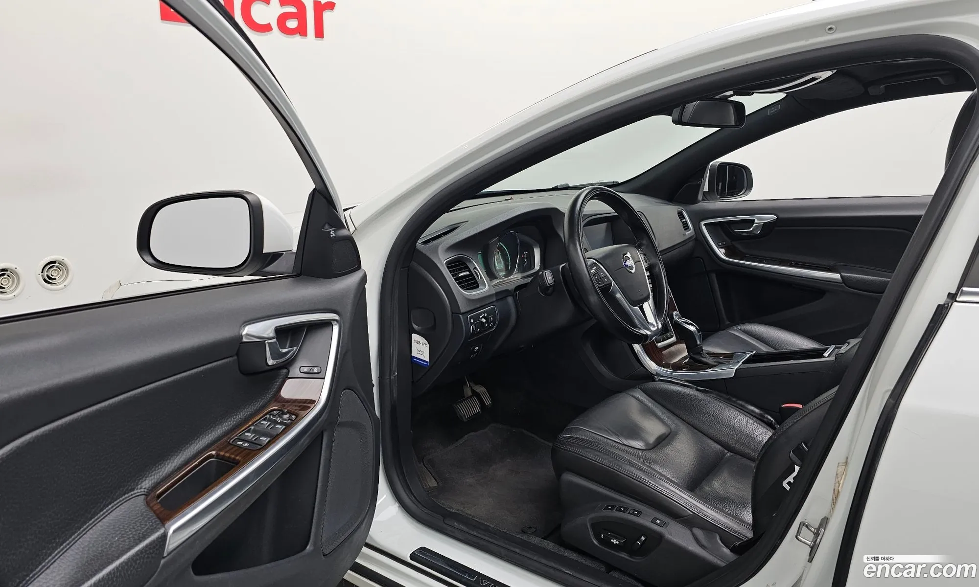 Volvo S60 2013 YV1FS88K0E2286394 — 30