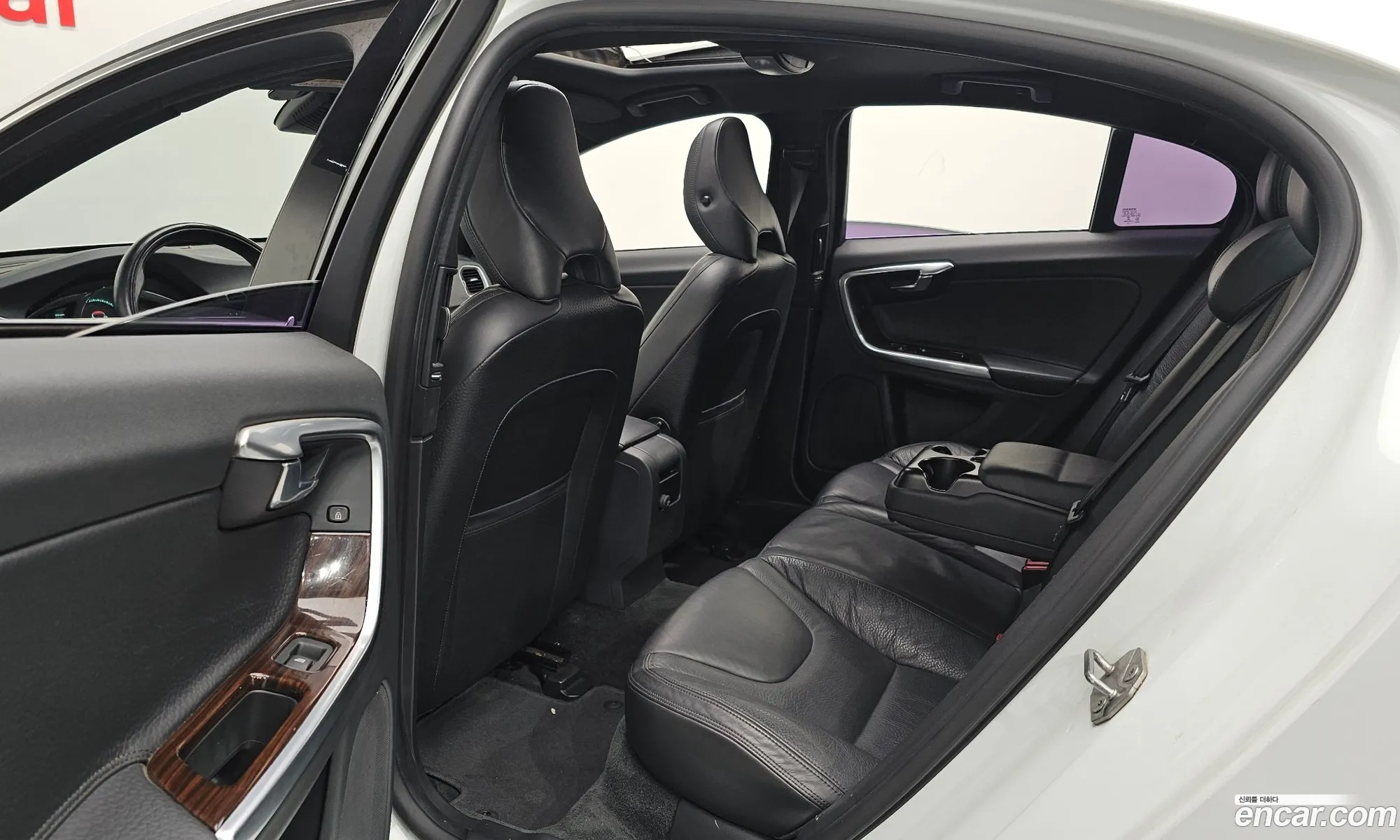 Volvo S60 2013 YV1FS88K0E2286394 — 8