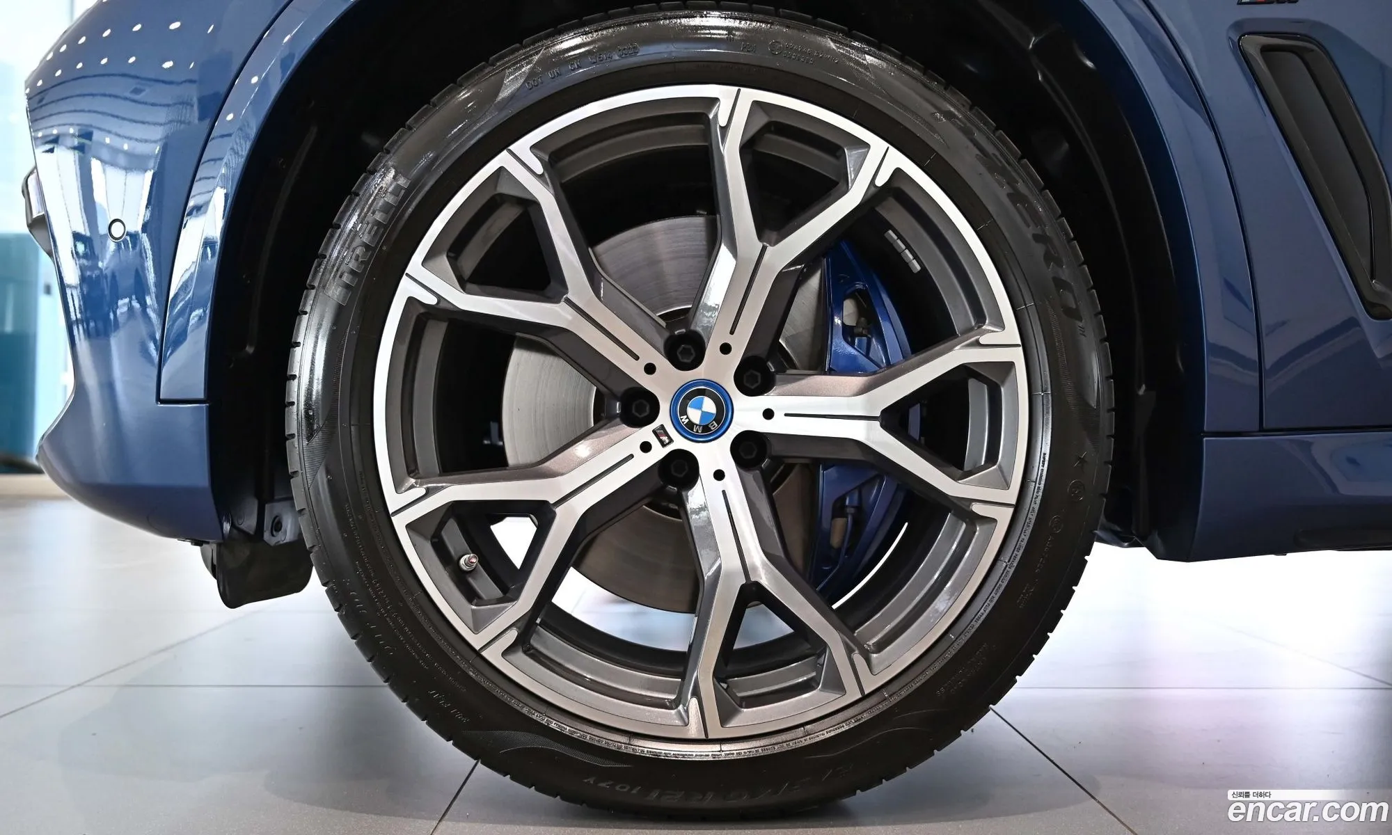 BMW X5 2023 — 16