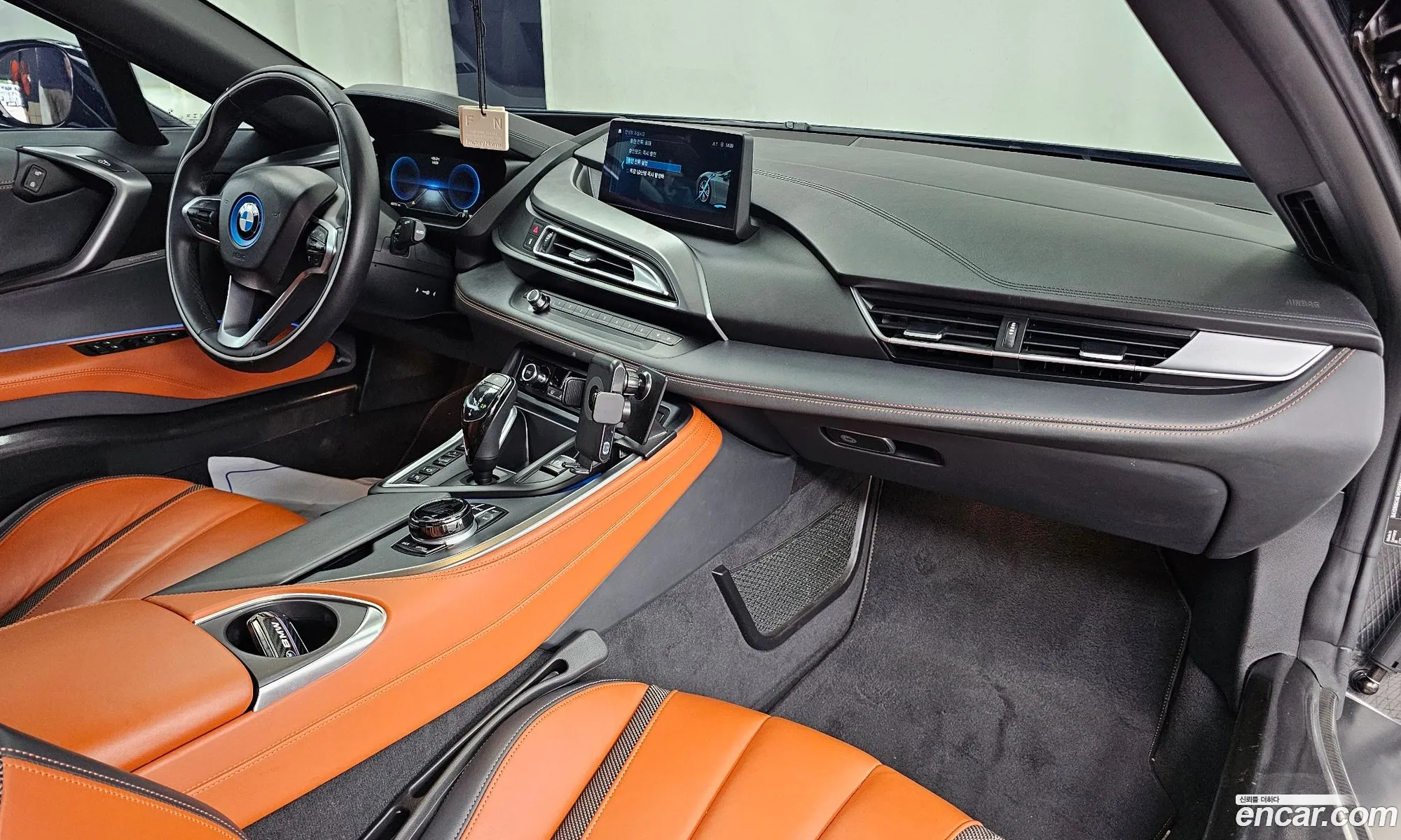 BMW i8 2019 WBY2Z6103K7E20394 — 12