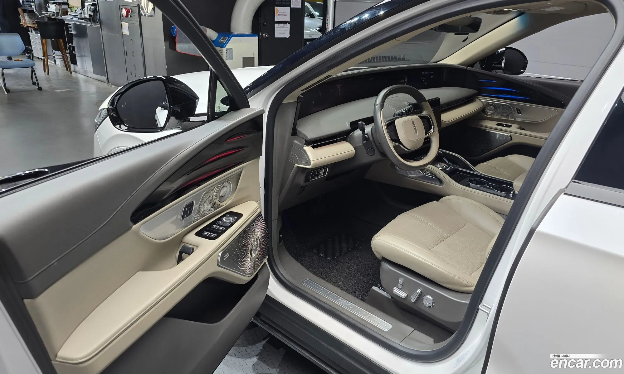 Lincoln Nautilus 2024 — 25