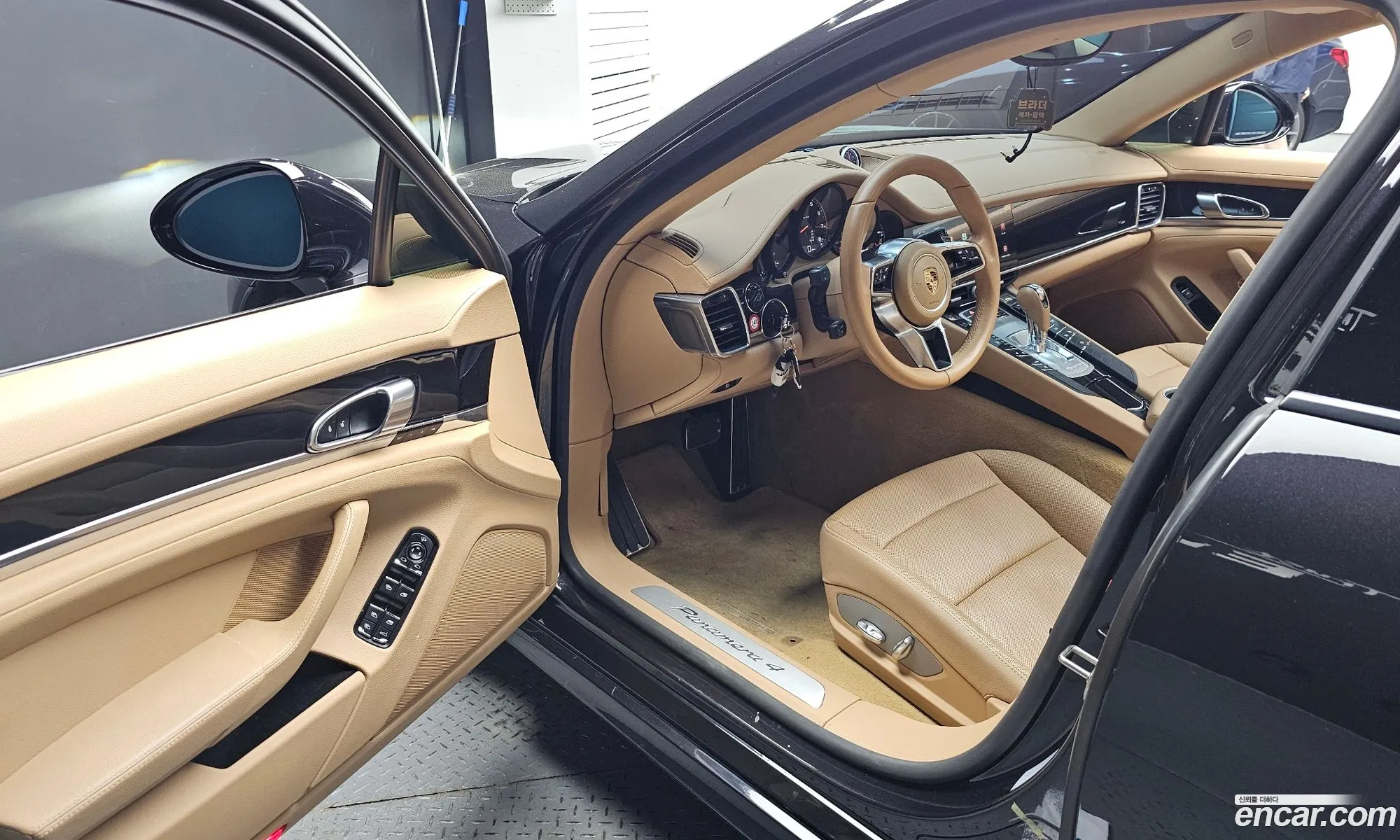 Porsche Panamera 2014 — 18