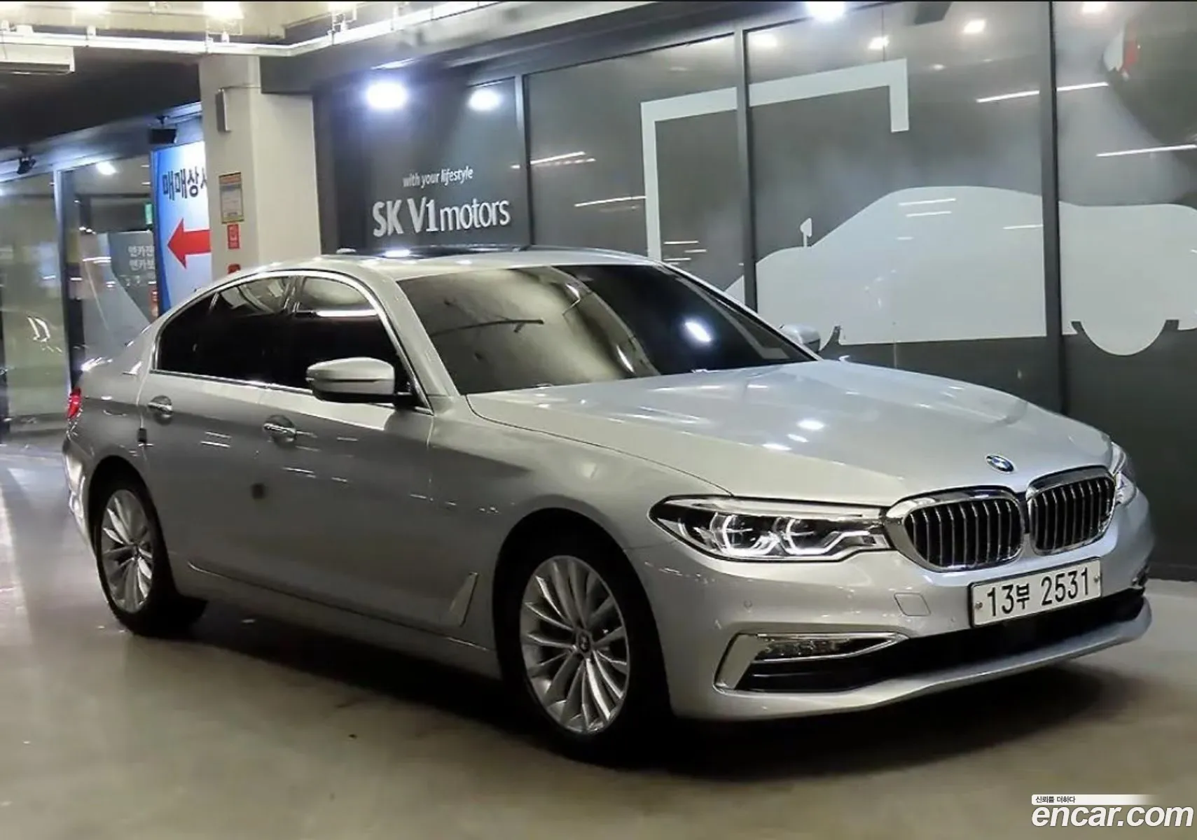 BMW 5 Series 2018 — 13