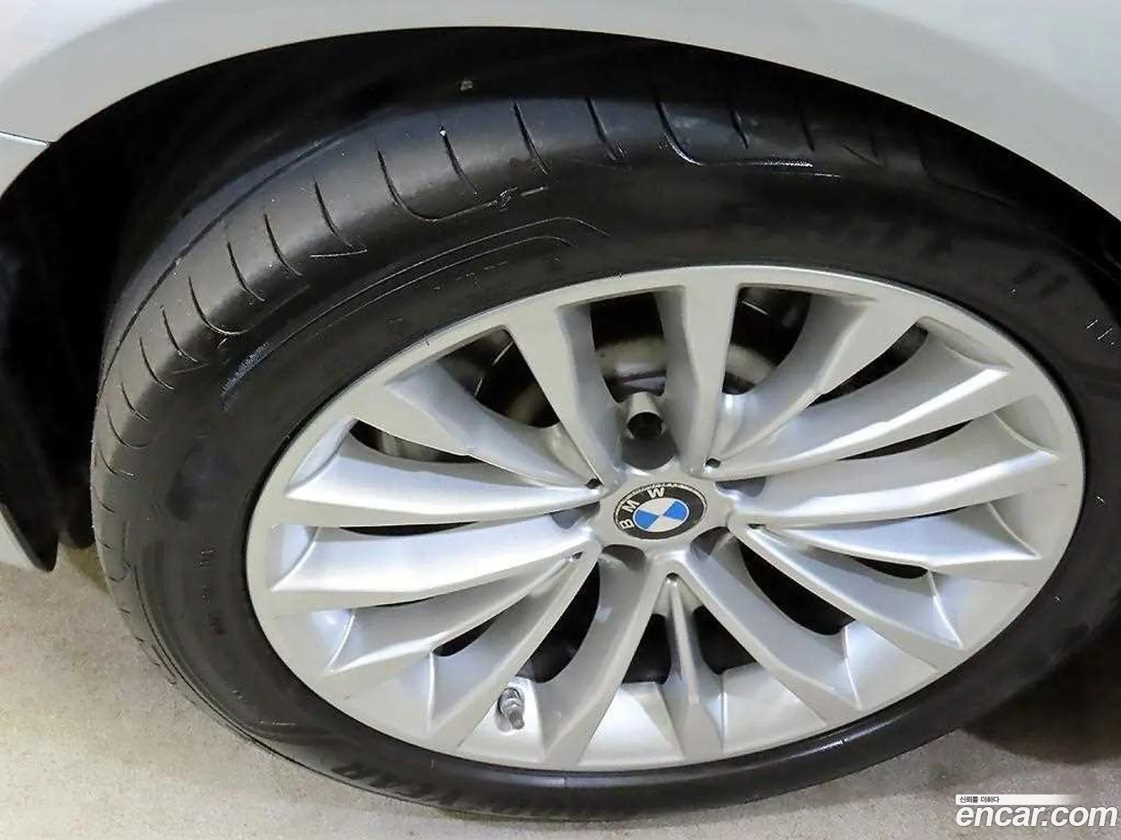 BMW 5 Series 2018 — 10