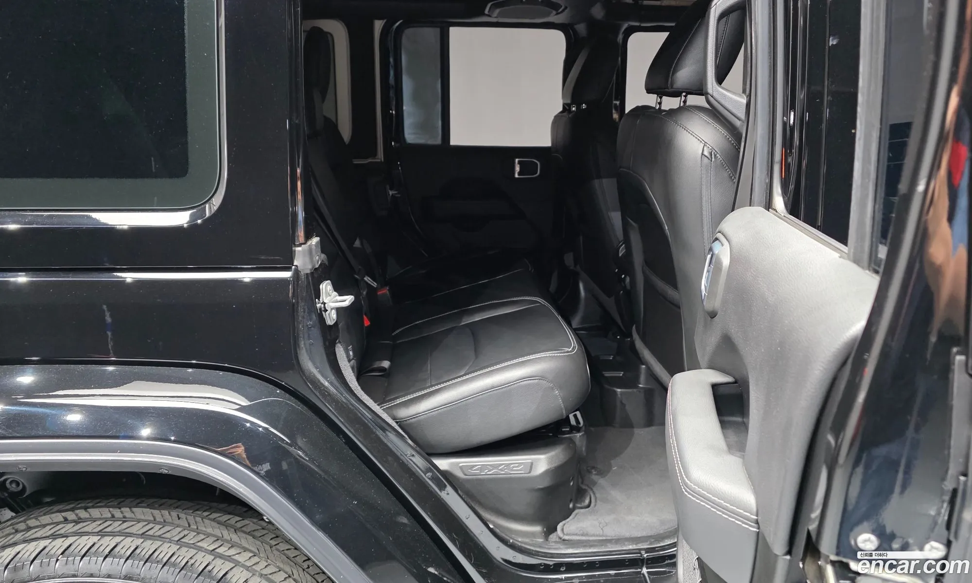 Jeep Wrangler 2022 1C4JJXP64NW257414 — 8