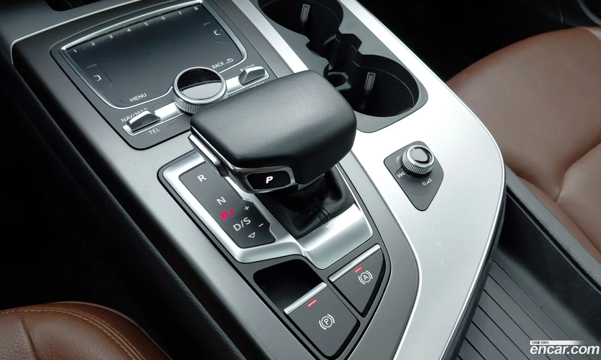 Audi Q7 2019 — 12