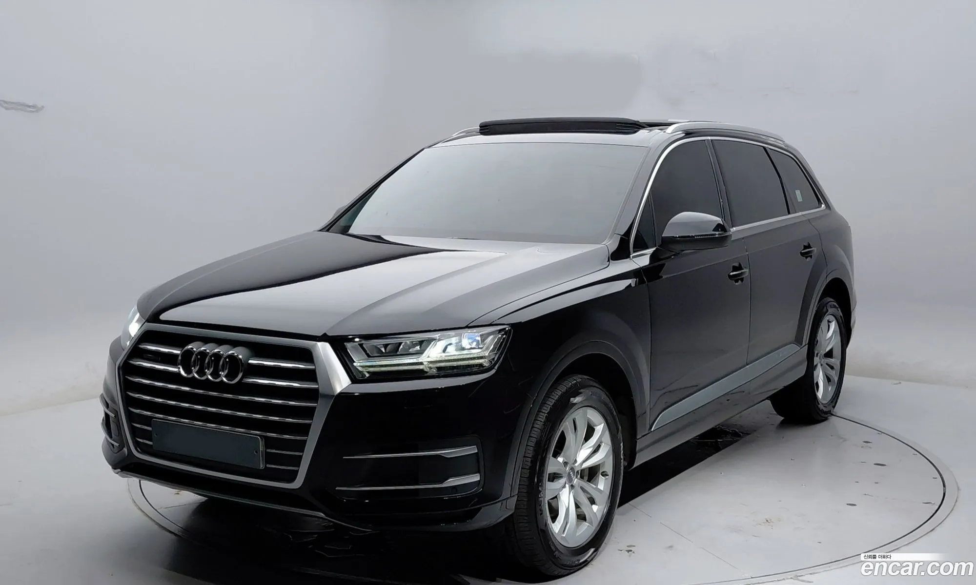 Audi Q7 2019 — 19
