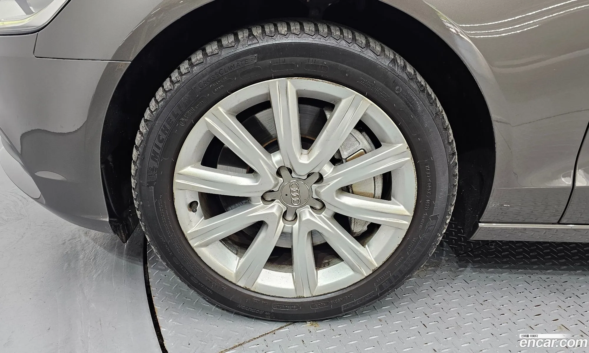Audi A6 2012 WAUZZZ4G4CN081341 — 3