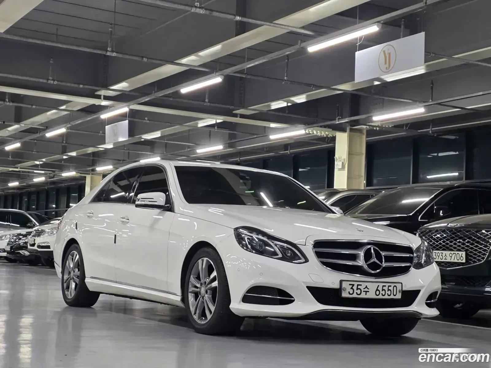 Mercedes-Benz E-Class W212 2013 — 9