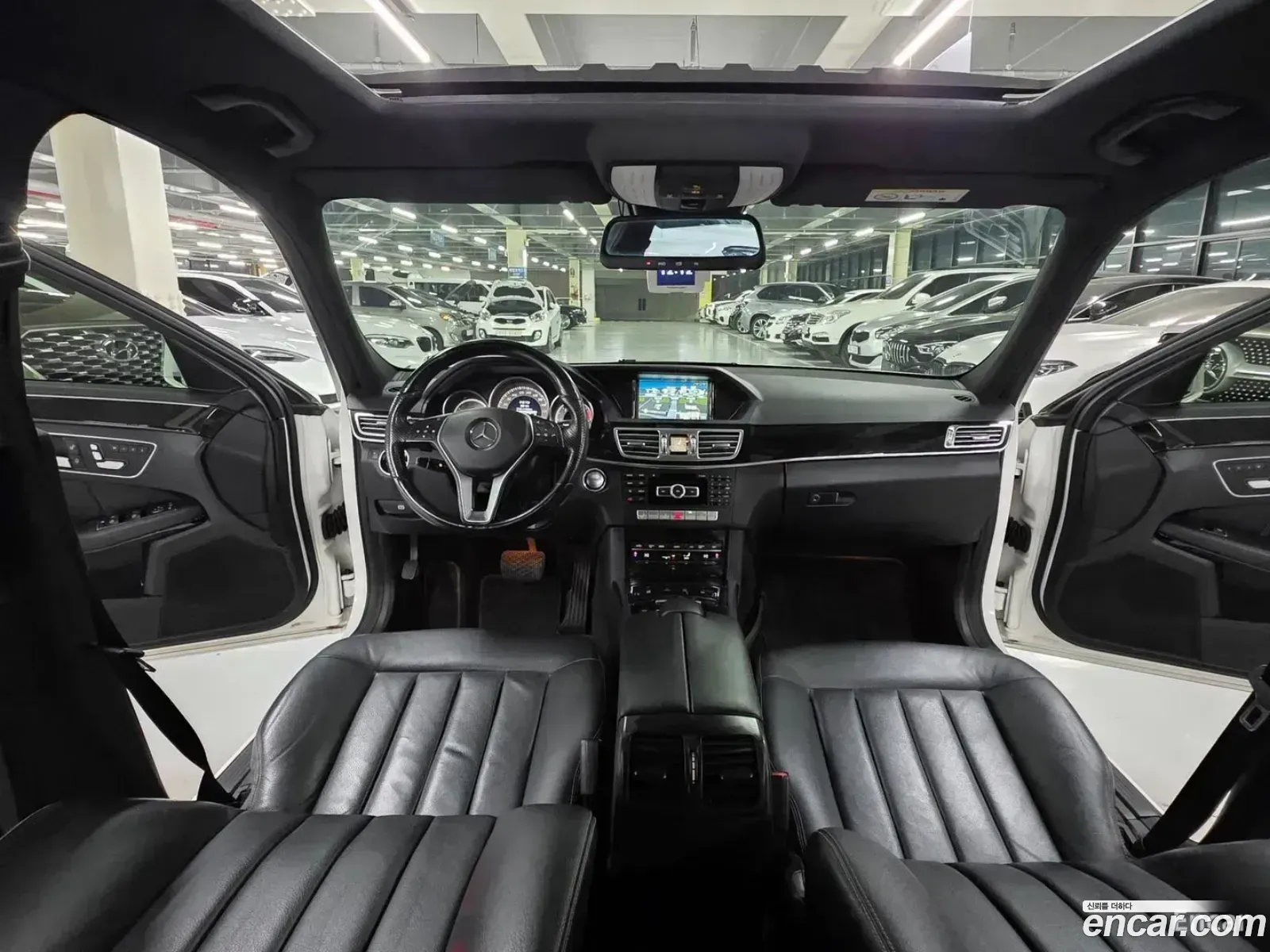 Mercedes-Benz E-Class W212 2013 — 11