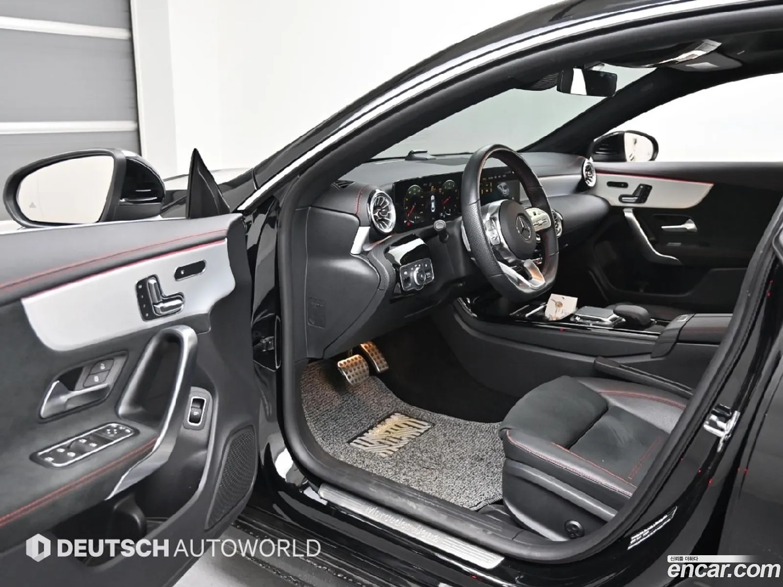 Mercedes-Benz CLA-Class C118 2023 — 10