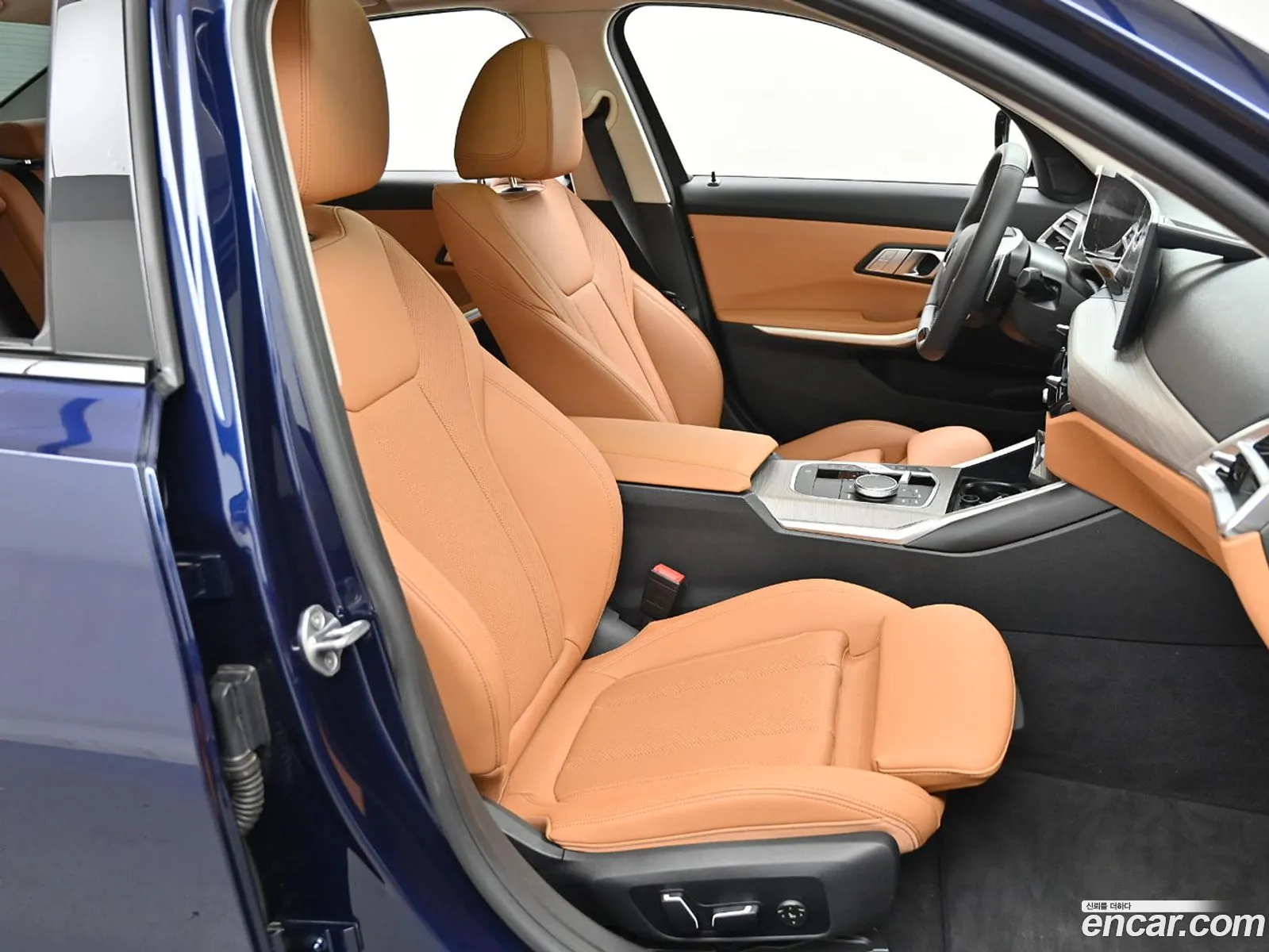 BMW 3 Series 2025 — 11