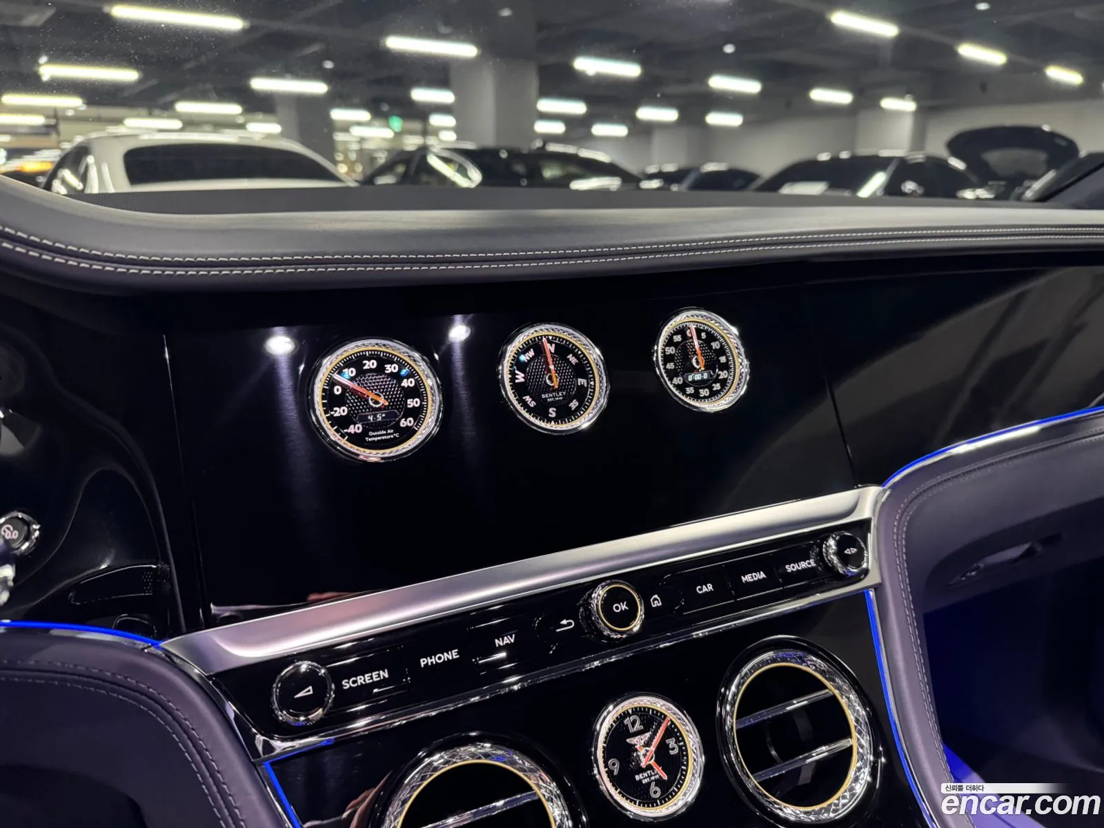 Bentley Continental GT 2023 — 14