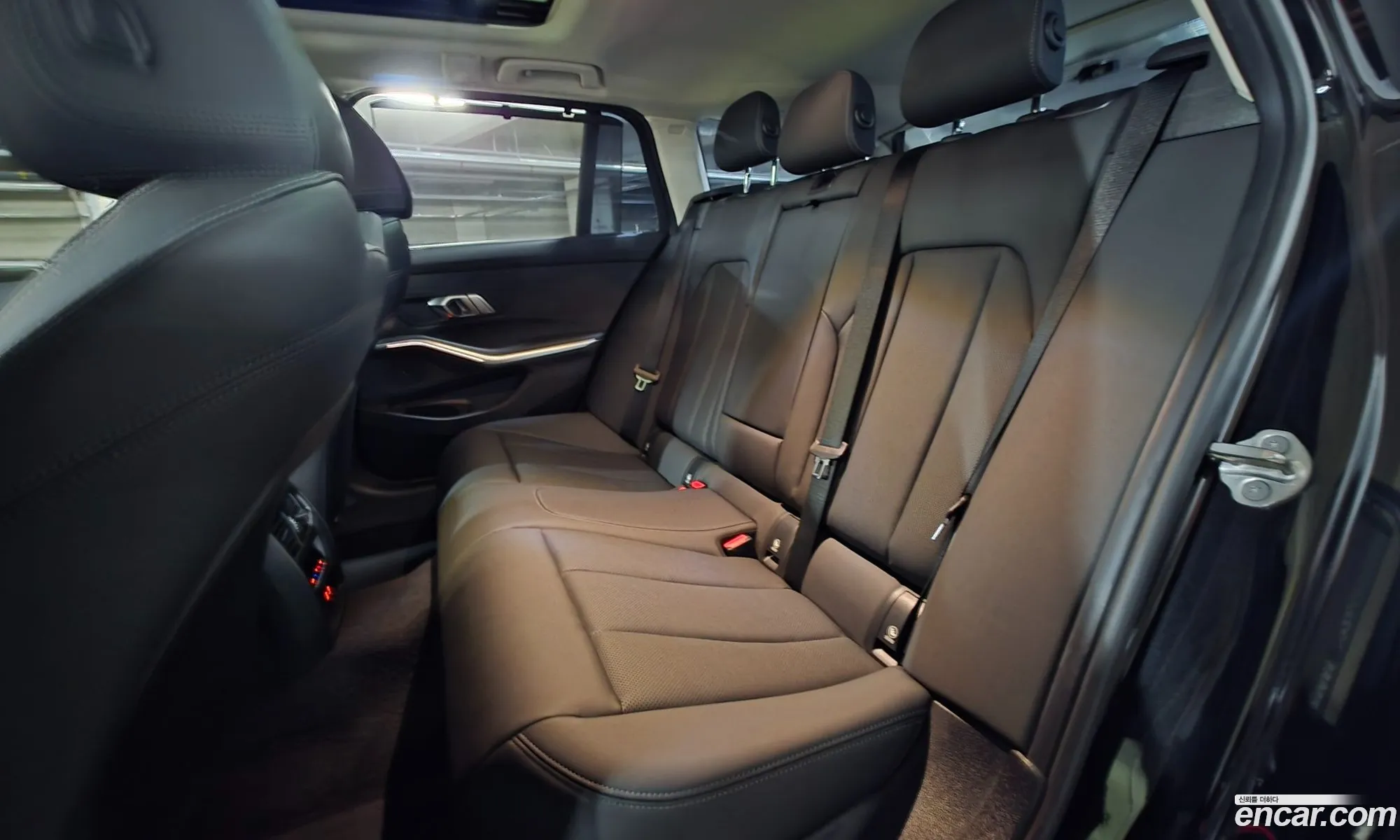 BMW 3 Series 2025 — 13