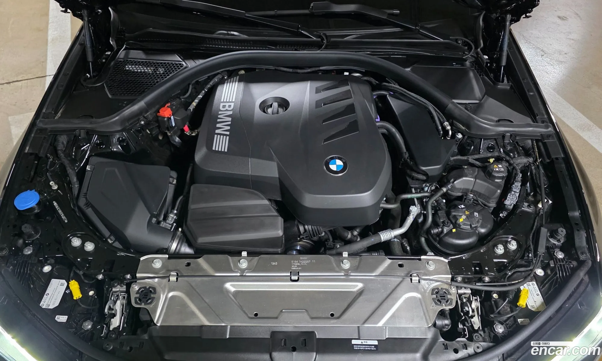 BMW 3 Series 2025 — 3