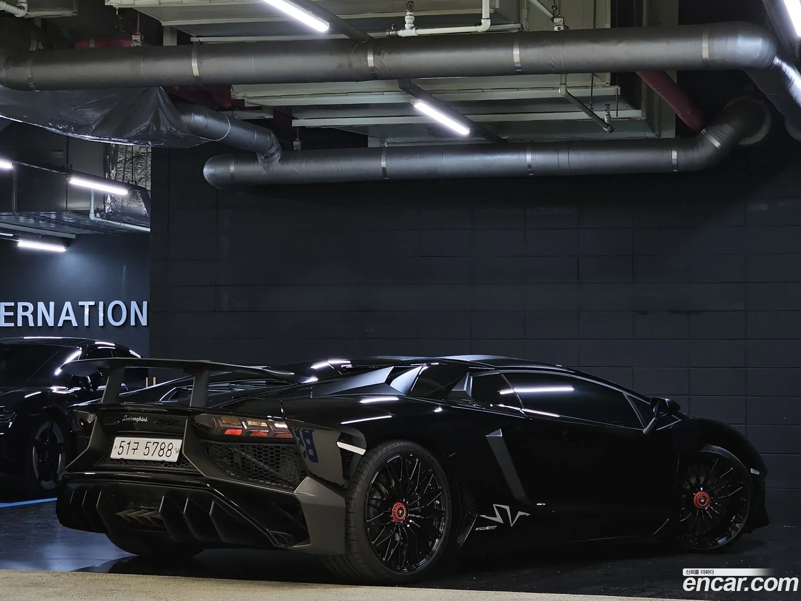 Lamborghini Aventador 2017 — 12