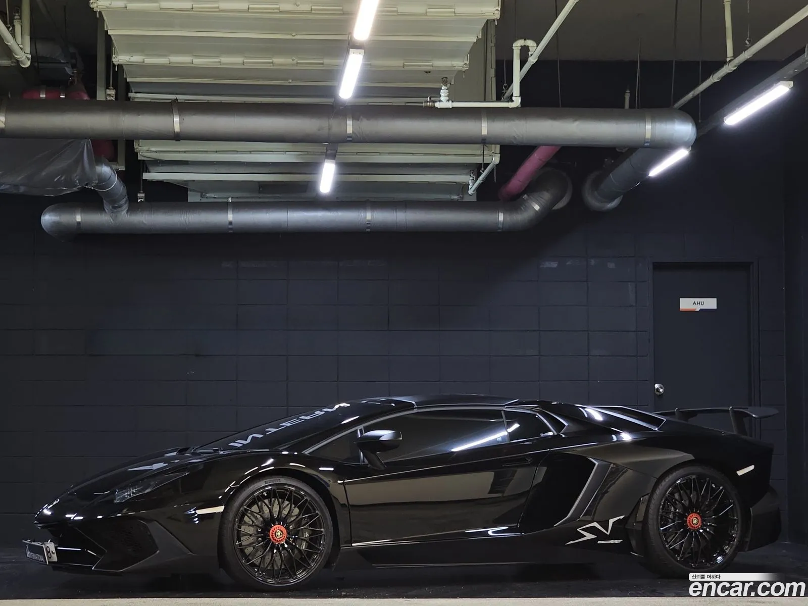 Lamborghini Aventador 2017 — 10