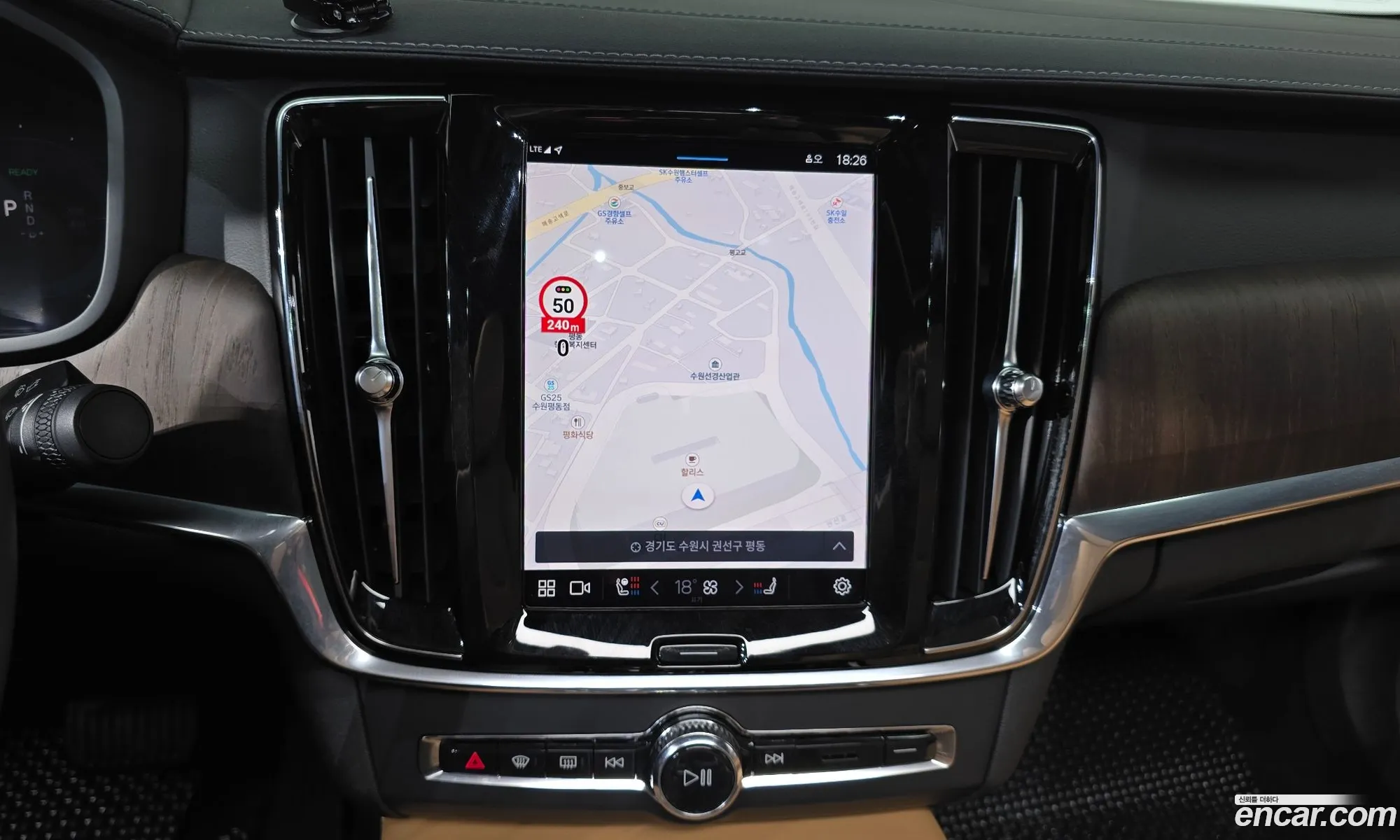 Volvo S90 2022 LVYPTH601PP330171 — 33