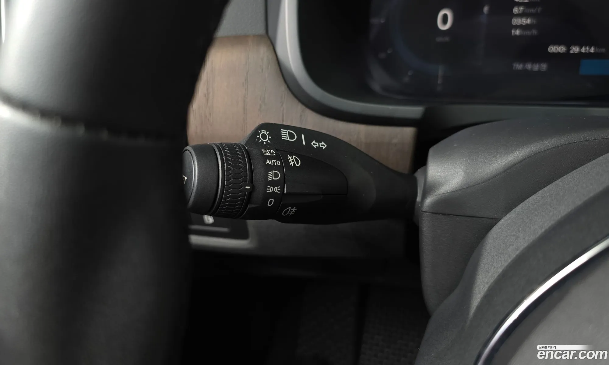 Volvo S90 2022 LVYPTH601PP330171 — 31