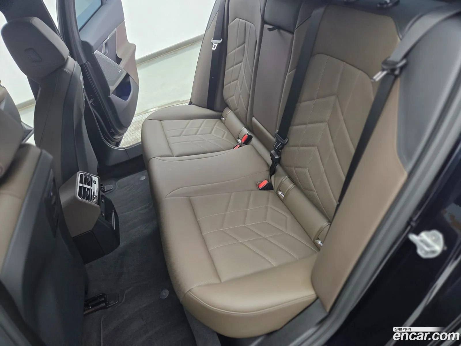 BMW 5 Series 2025 — 14