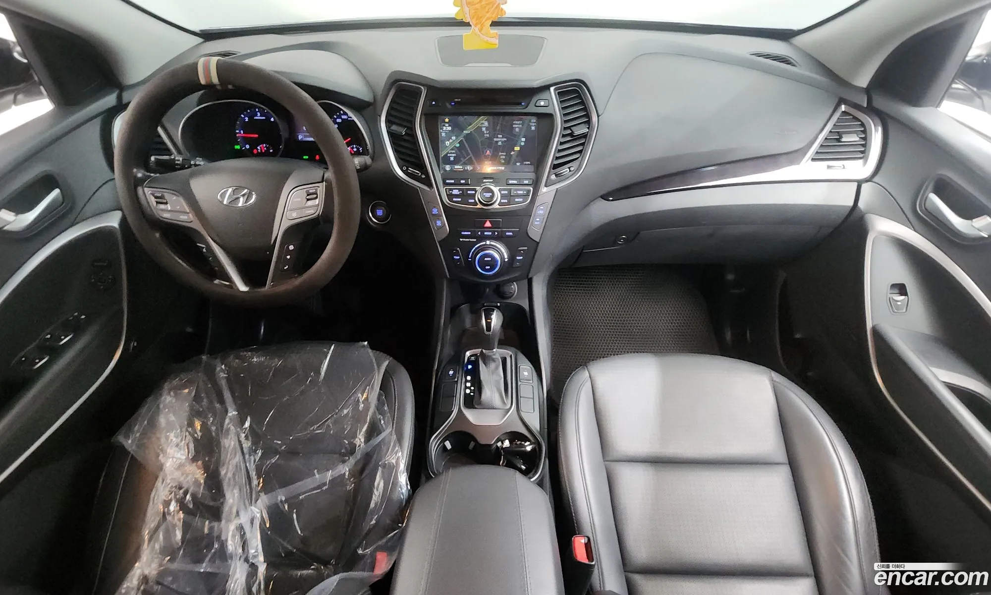 Hyundai Santa Fe DM 2012 — 2